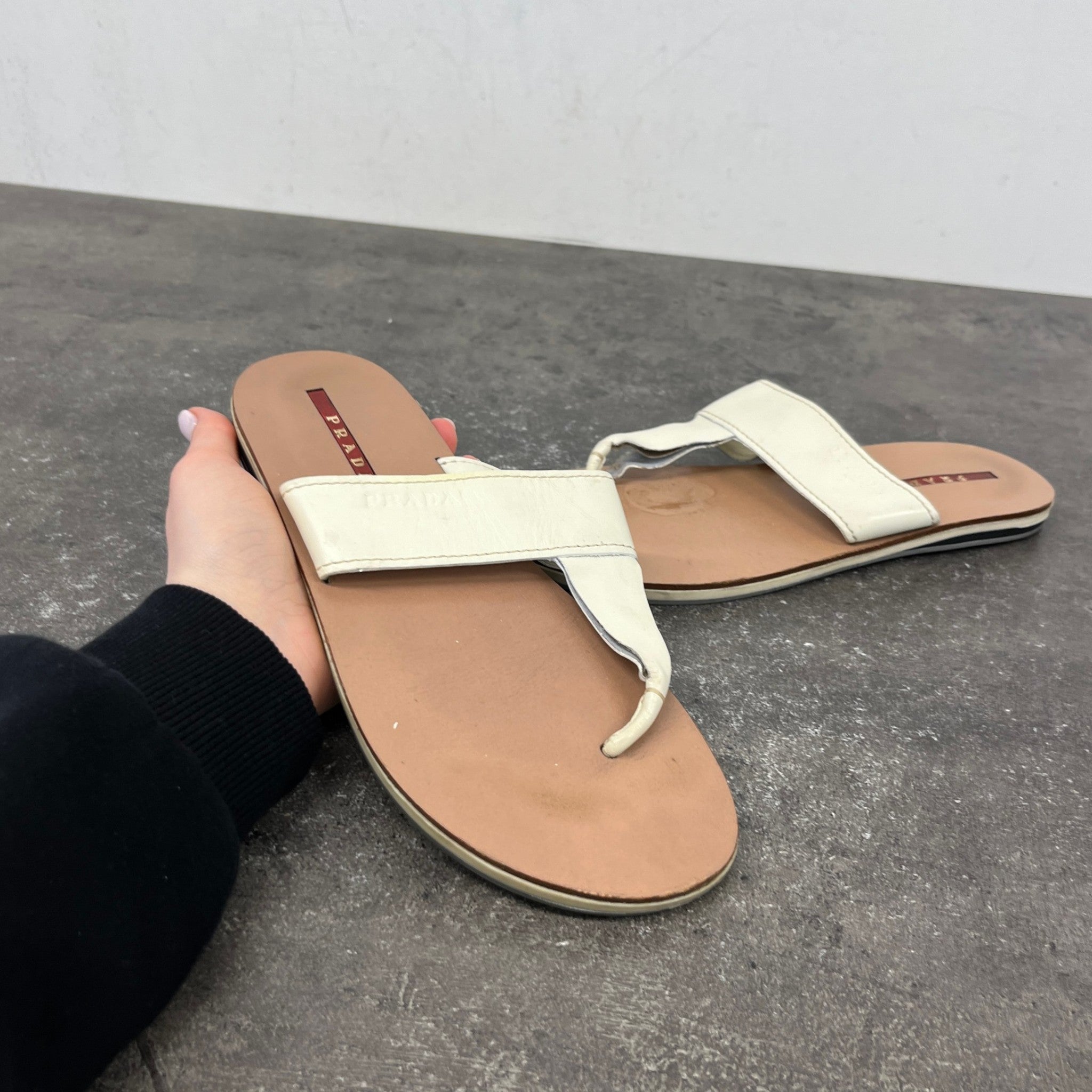 Women's Logo Embossed Sandals Cream Size EU 36 / UK 3