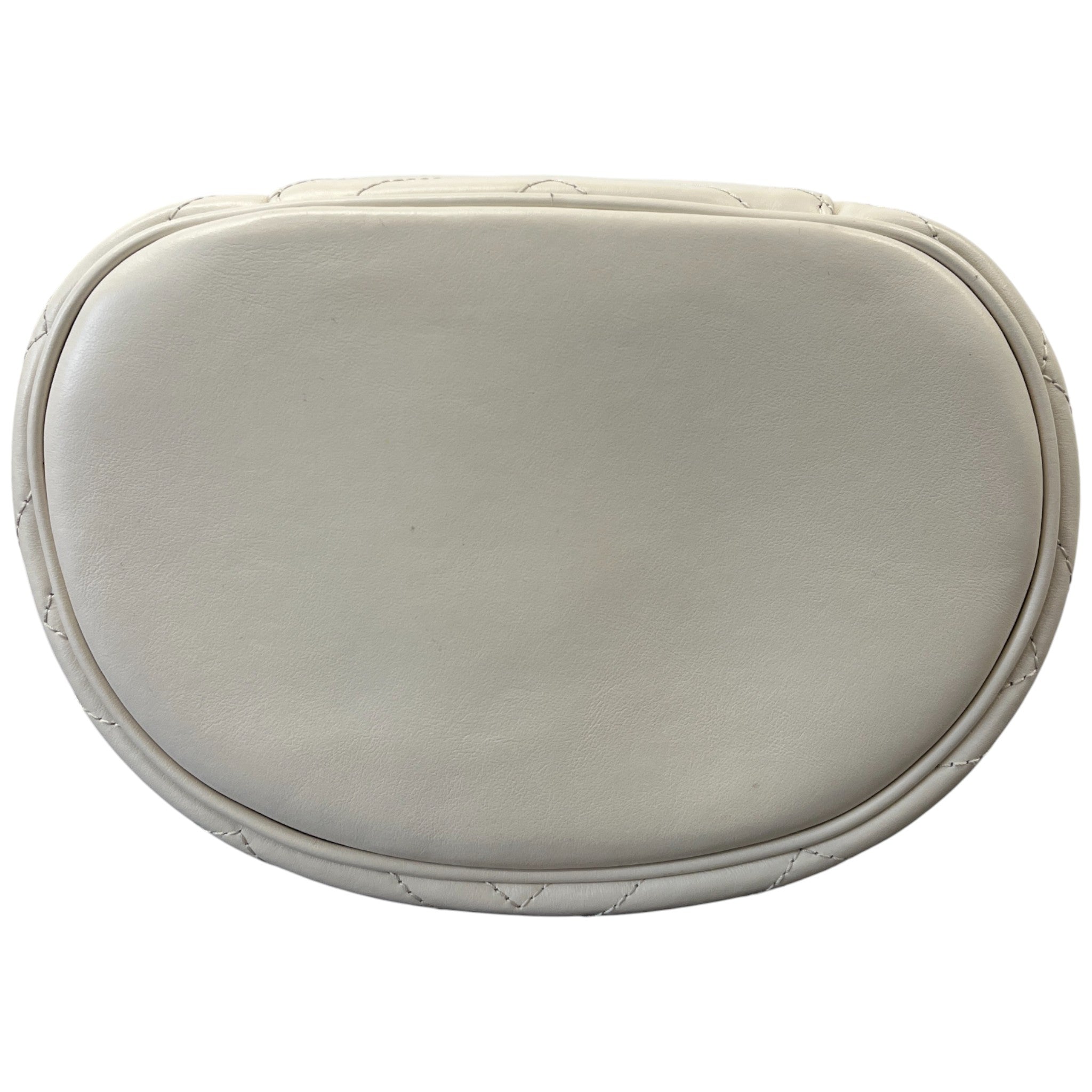 Women's Gg Marmont Mini Vanity Bag Cream