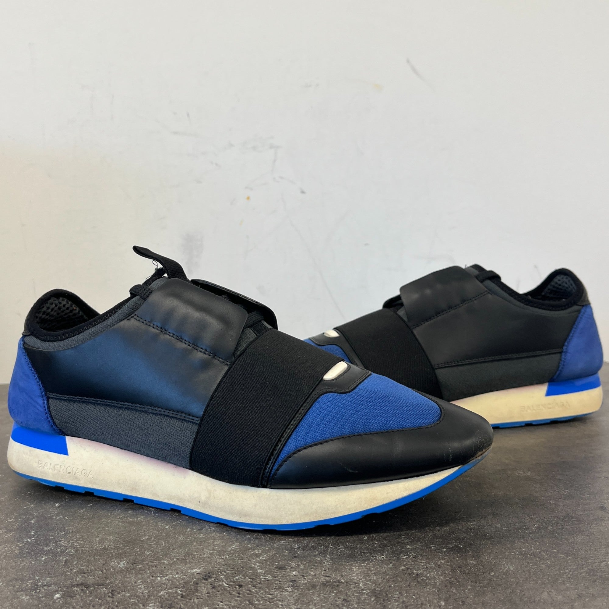 Men's Race Runners Low Trainers Black Size EU 43 / UK 9