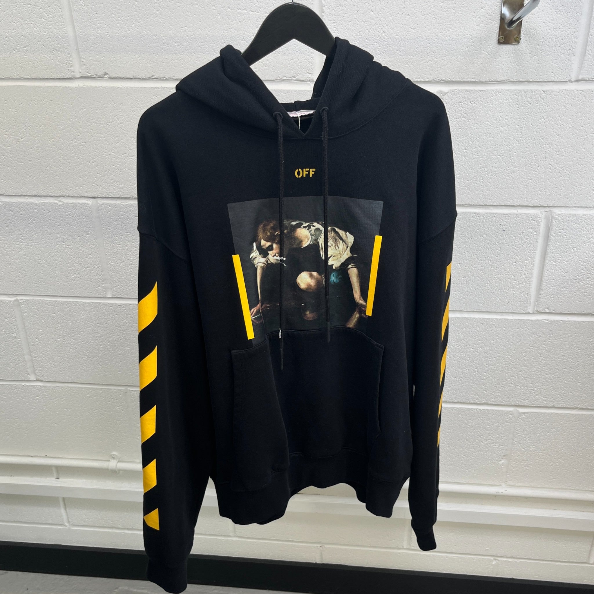 Men's Caravaggio Arrow Logo Hoodie Black Size XL