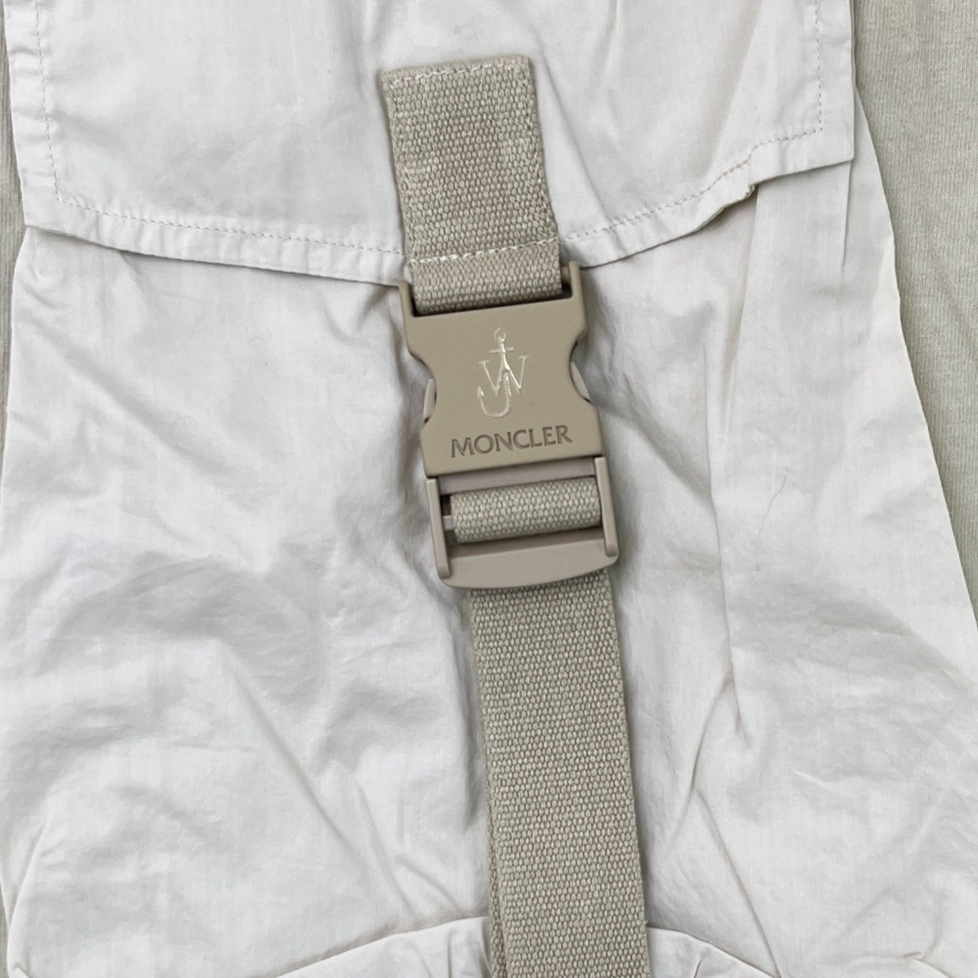 Men's Moncler X Jw Anderson T-Shirt Beige Size M