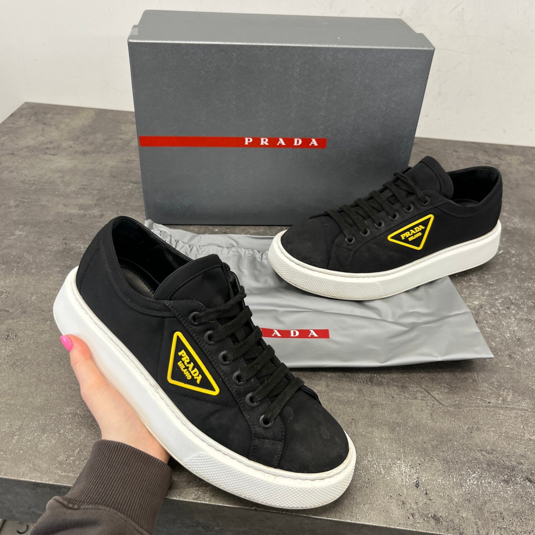 Men's Nylon Gabardine Wheel Low Trainers Black Size EU 43 / UK 9