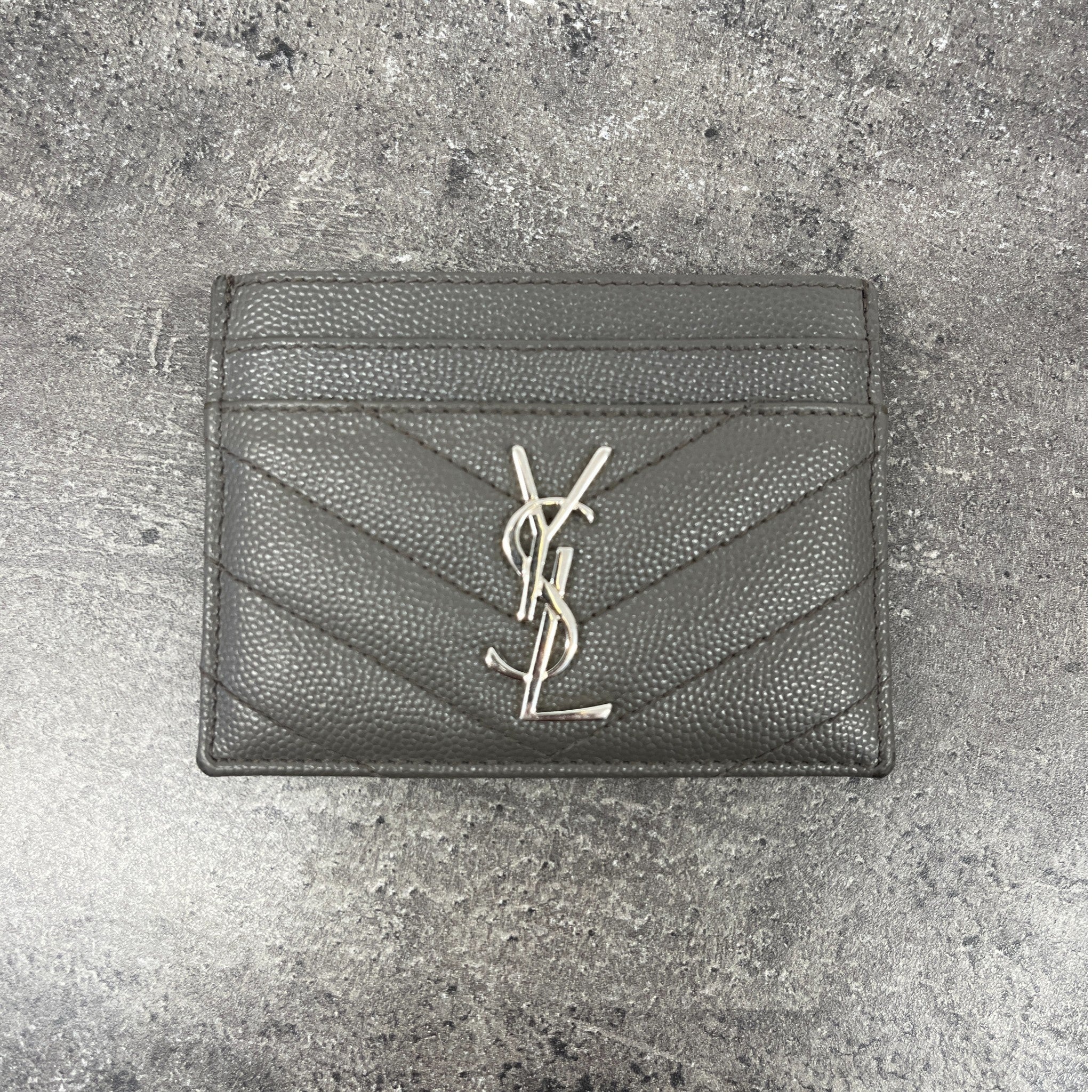 Women's Cassandre Matelassé Card Holder Grey