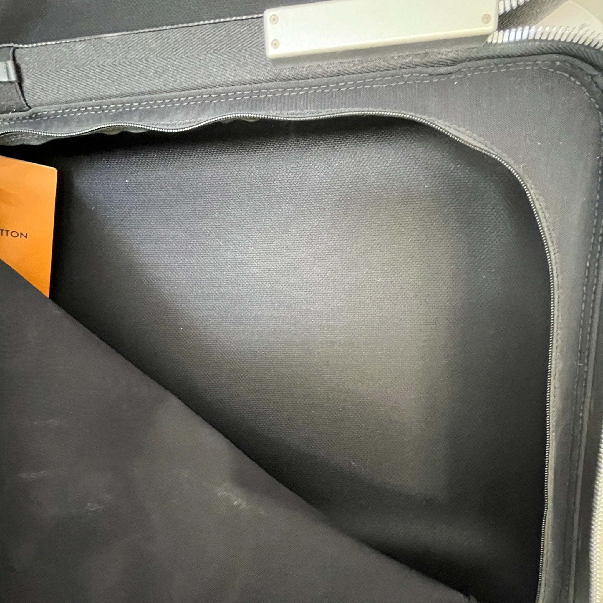 Men's Damier Graphite Horizon 50 Suitcase Black