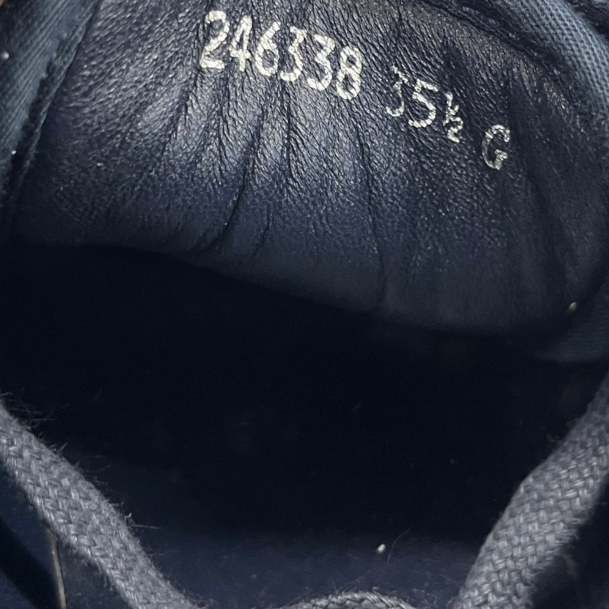 Women's Gg Supreme Canvas Low Trainers Navy Size EU 35.5 / UK 2.5