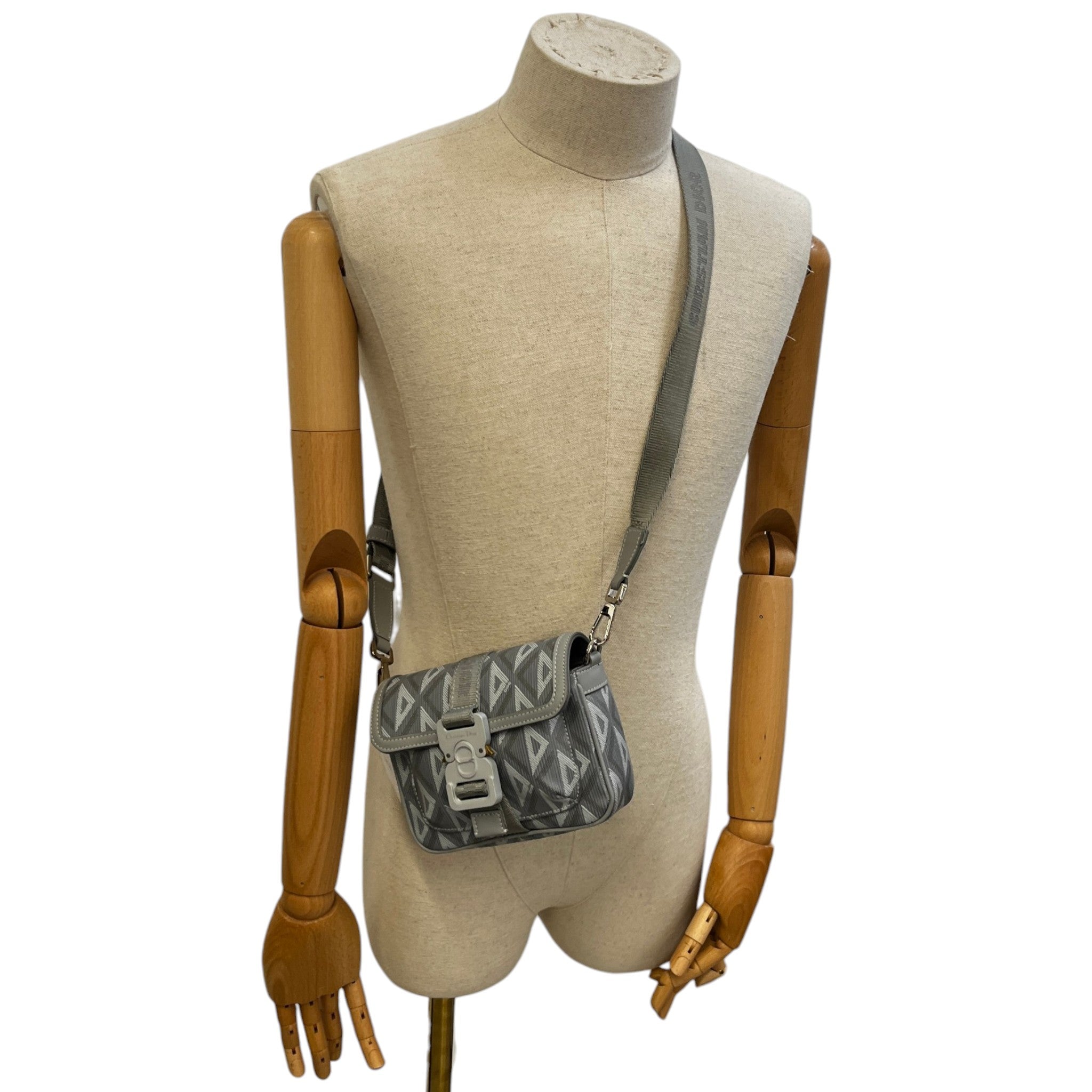 Men's Mini Dior Hit The Road Messenger Bag Grey