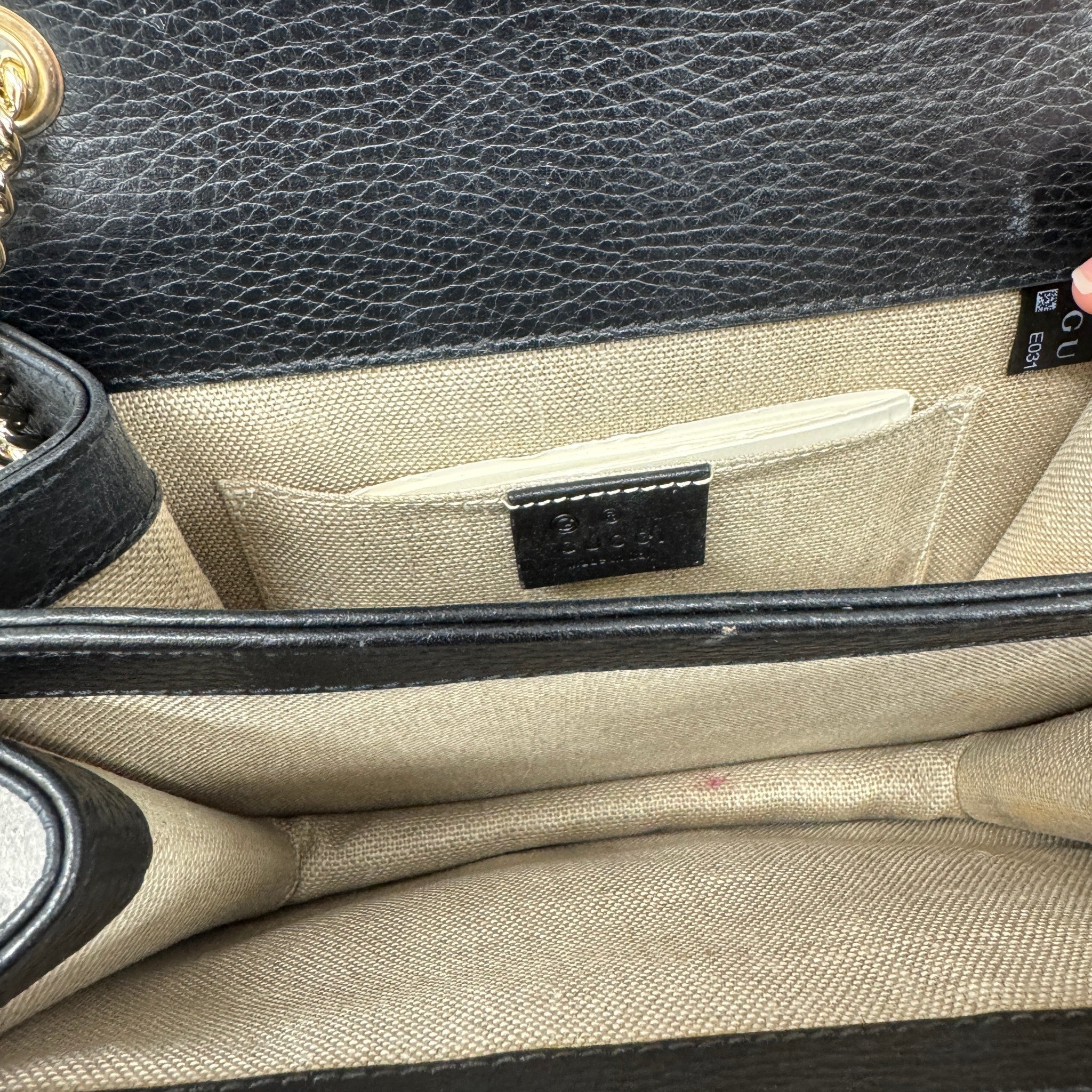 Women's Interlocking G Bag Black
