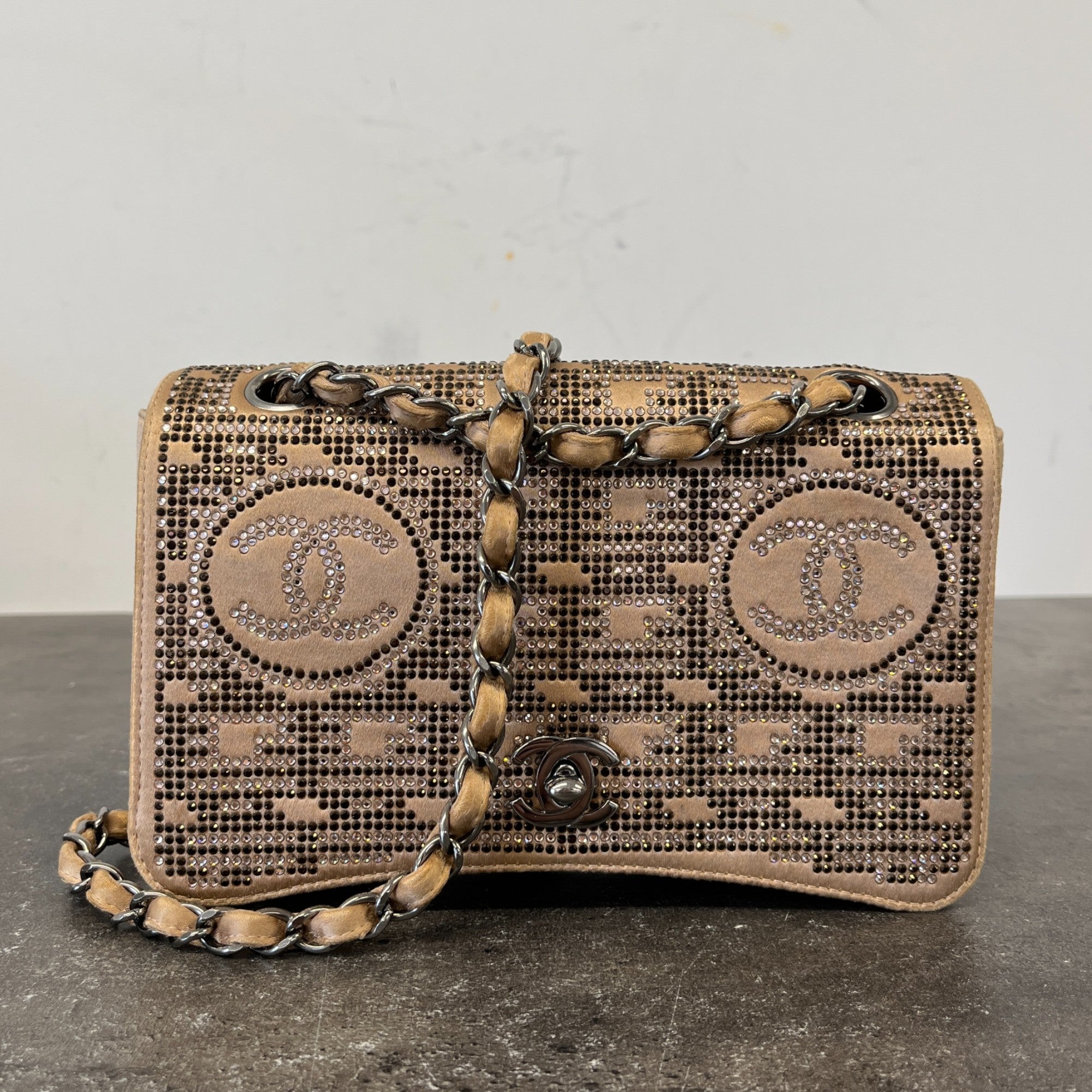 Women's Cc Embellished Handbag Beige