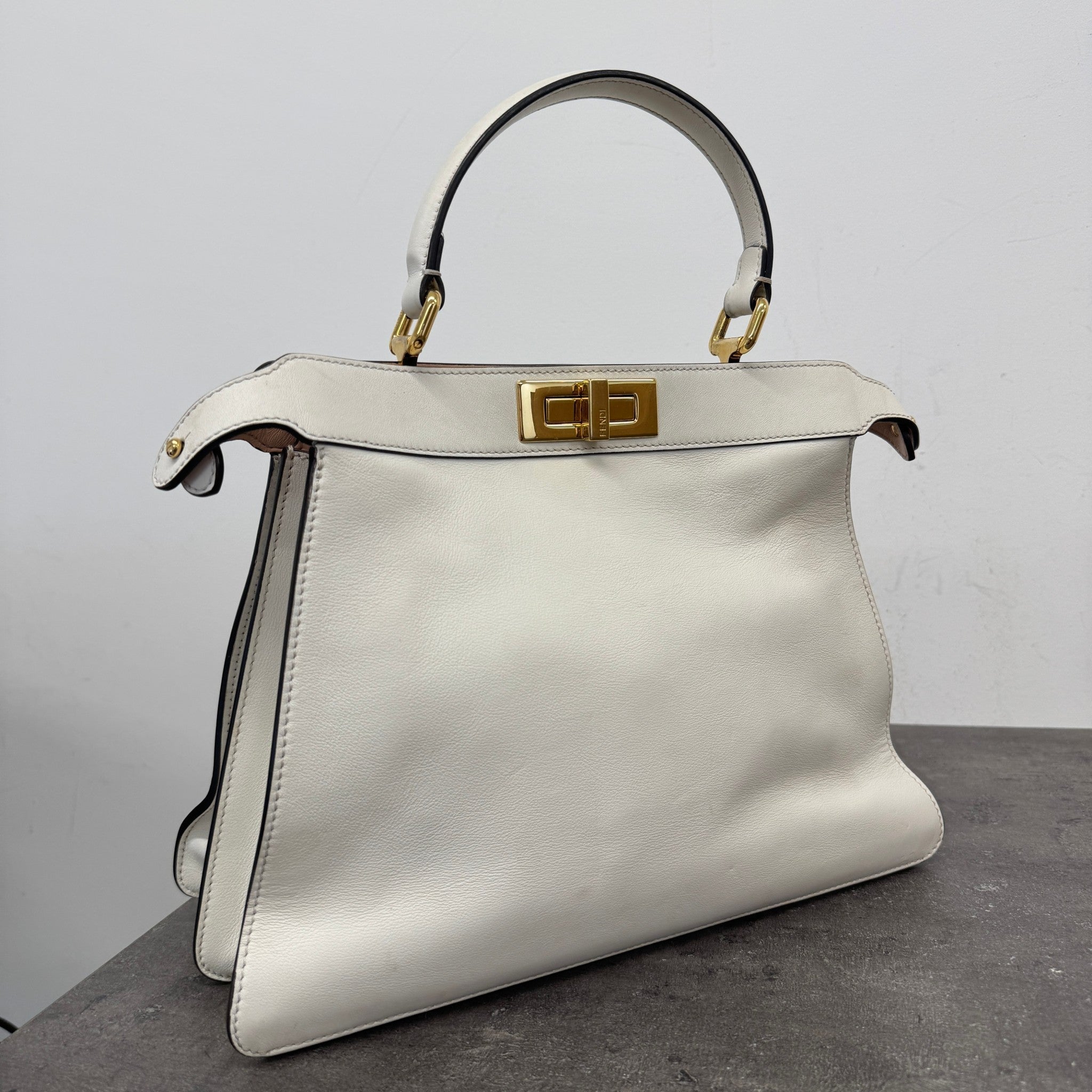 Women's Peekaboo Bag White