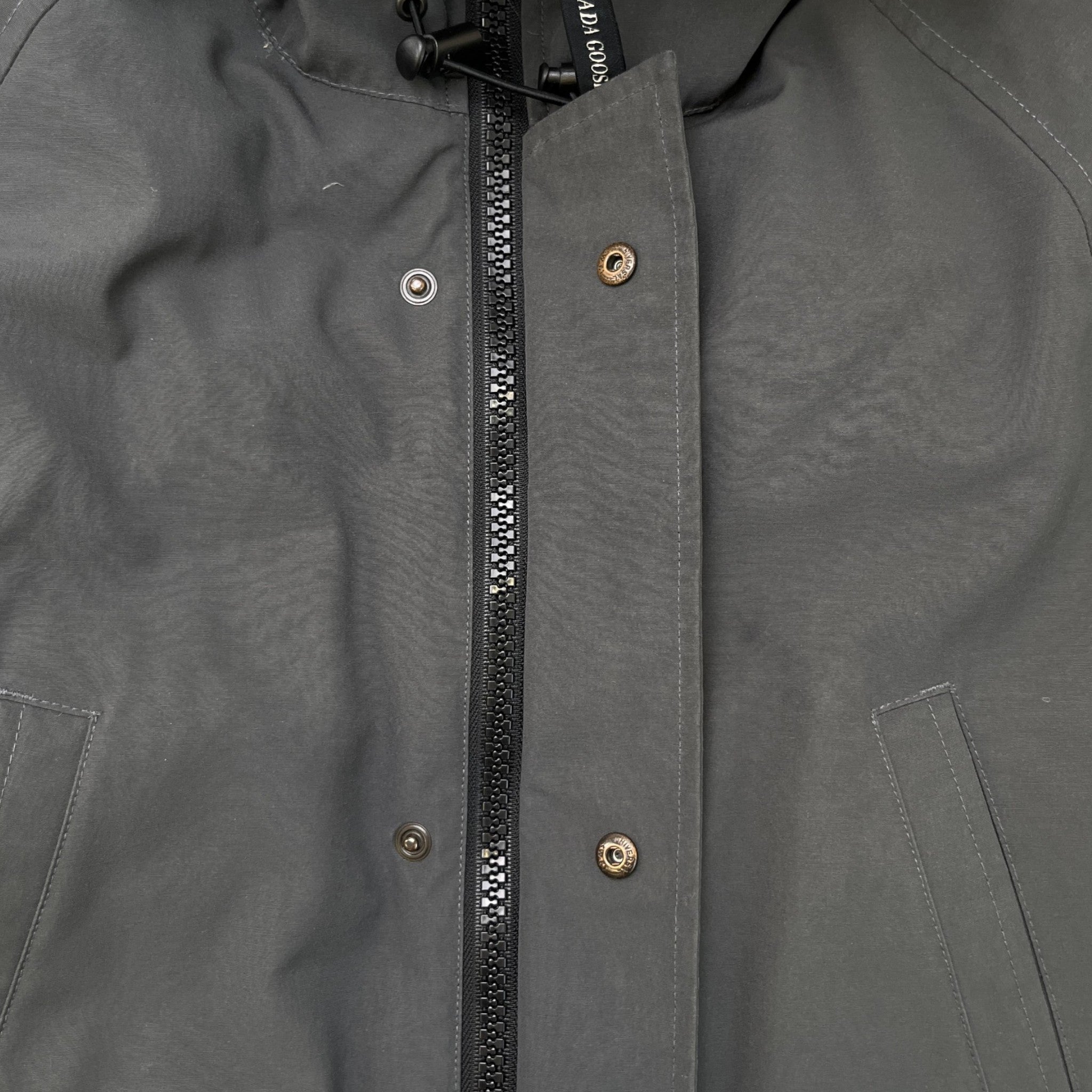 Men's Chilliwack Bomber Down Jacket Grey Size S