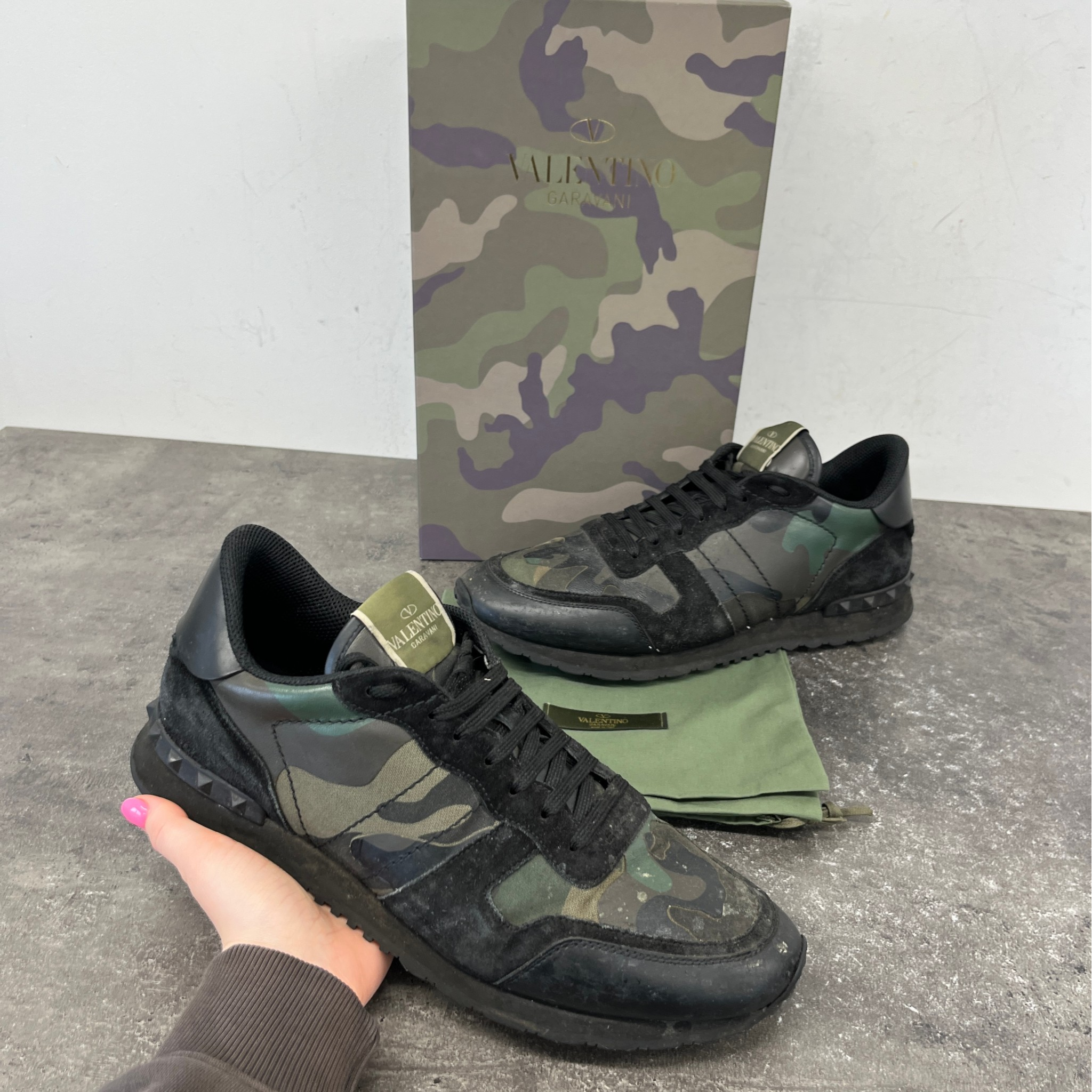 Men's Rockrunner Camouflage Low Trainers Black Size EU 44 / UK 10