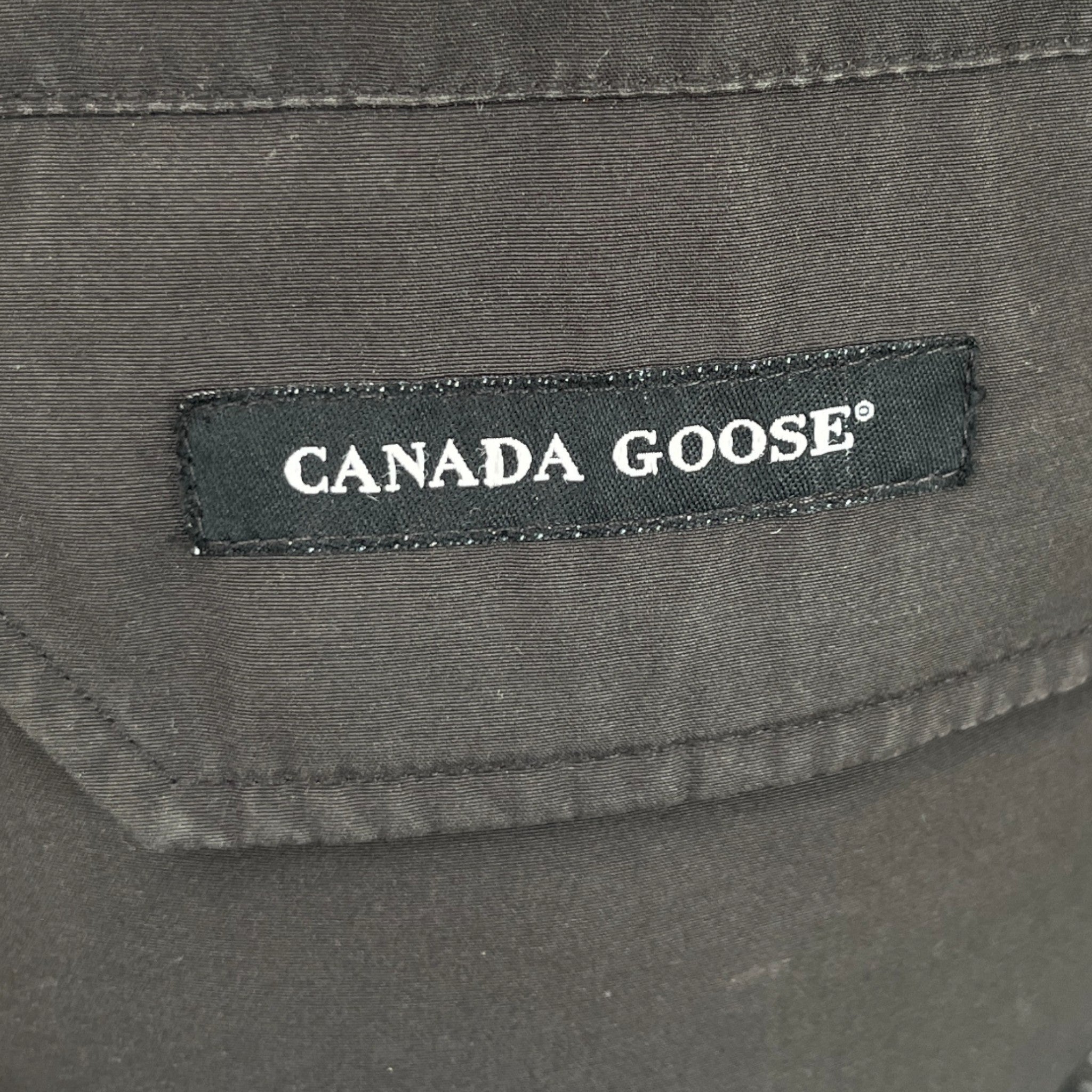 Men's Chilliwack Down Jacket Black Size S