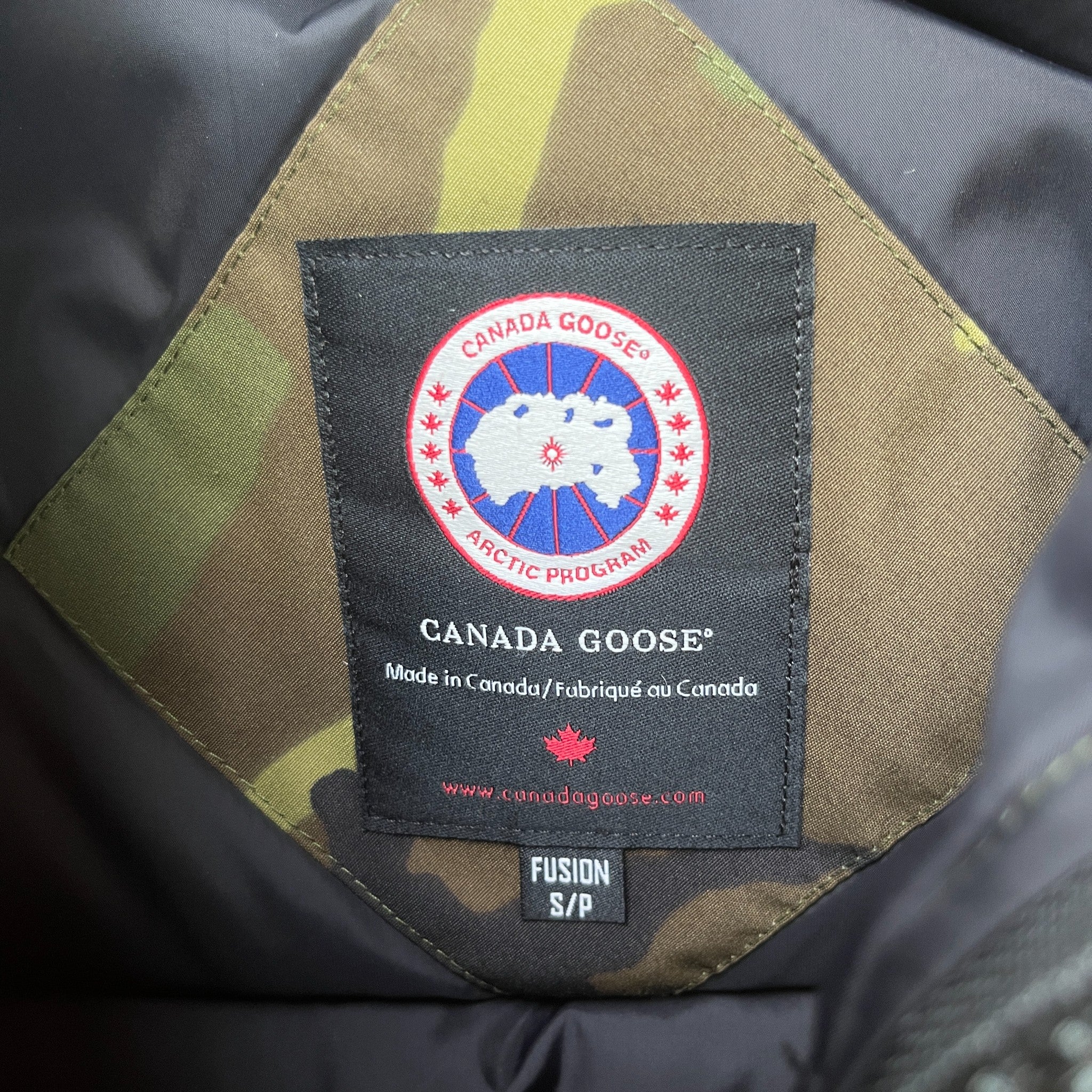 Men's Chilliwack Bomber Down Jacket Khaki Size S