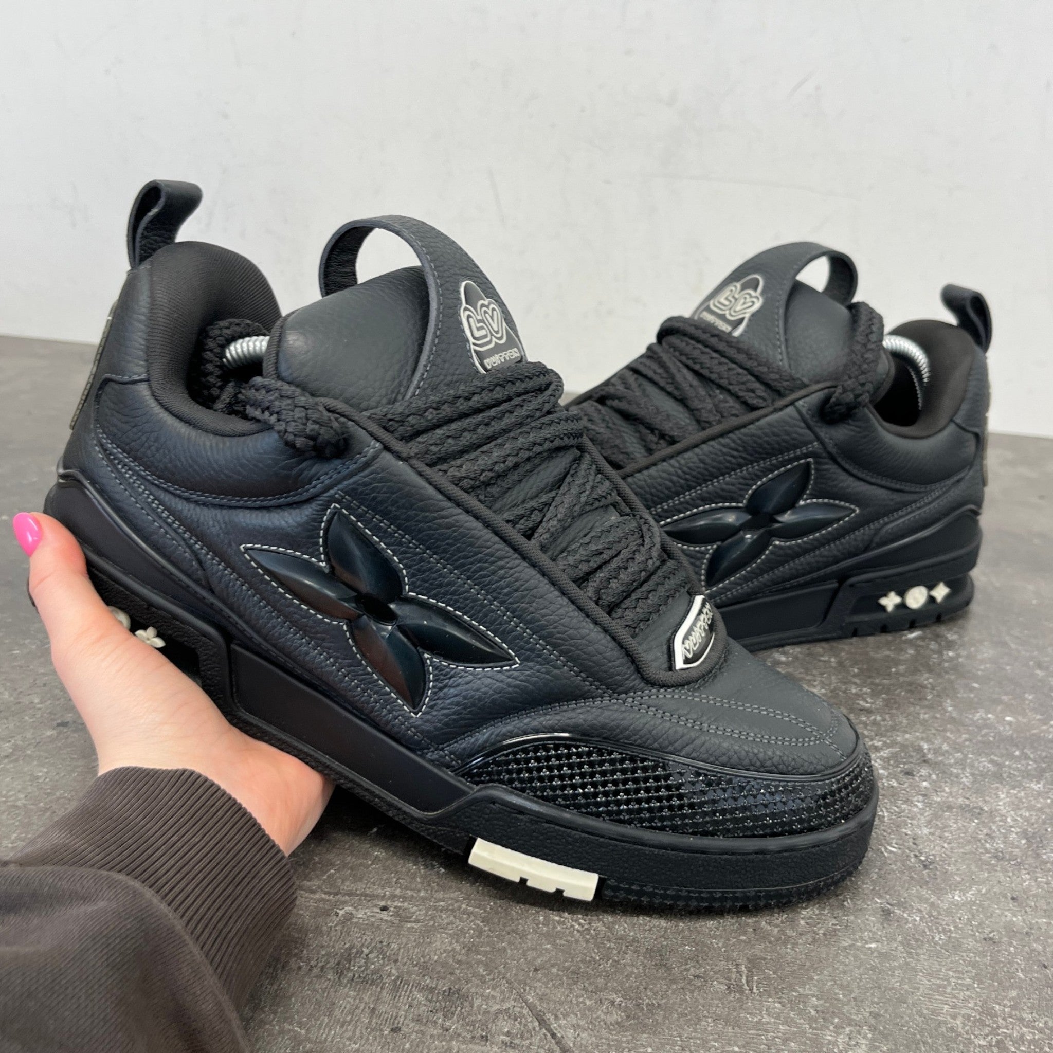 Men's Lv Skate Low Trainers Black Size EU 42 / UK 8