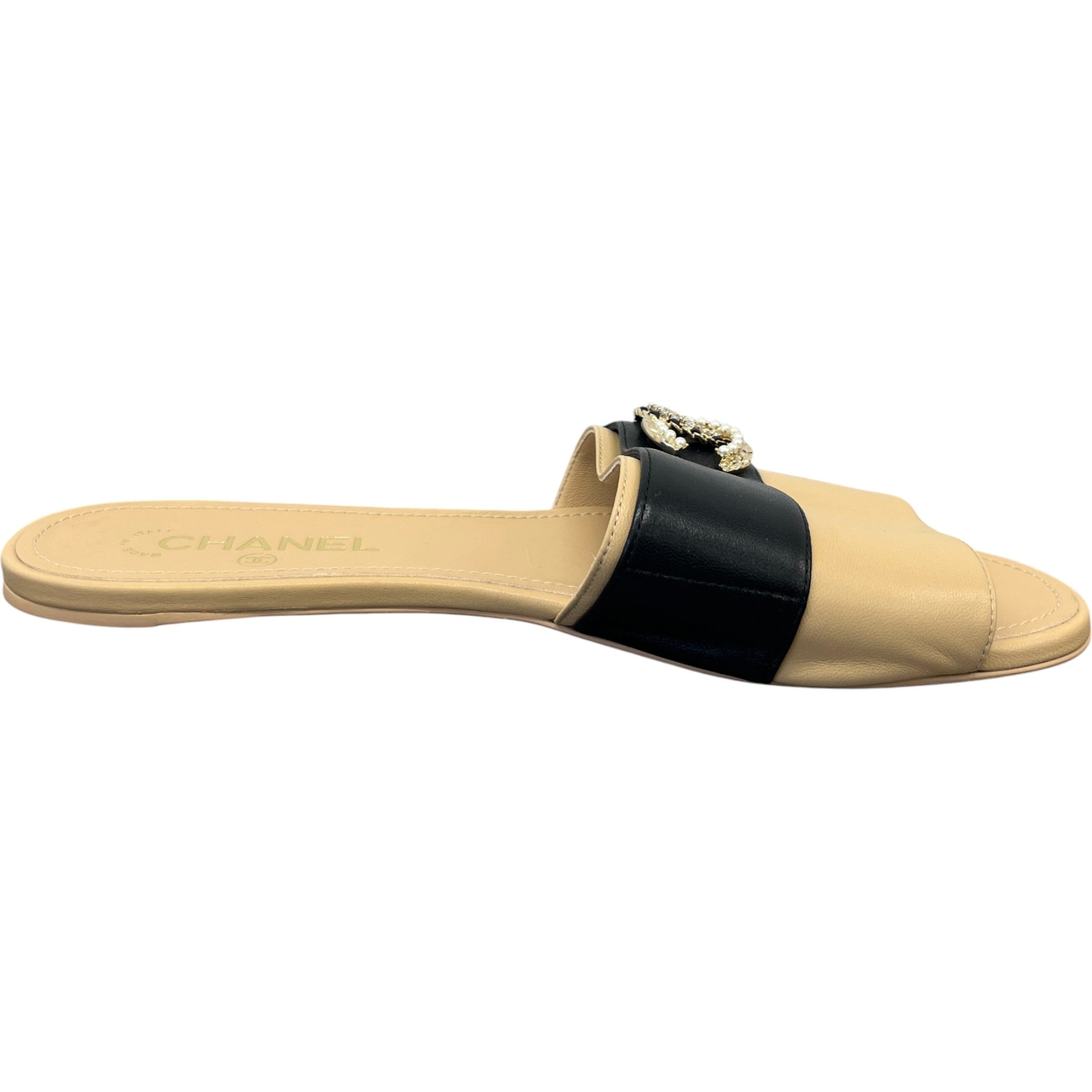 Women's Cc Embellished Slides Beige Size EU 40.5 / 7.5