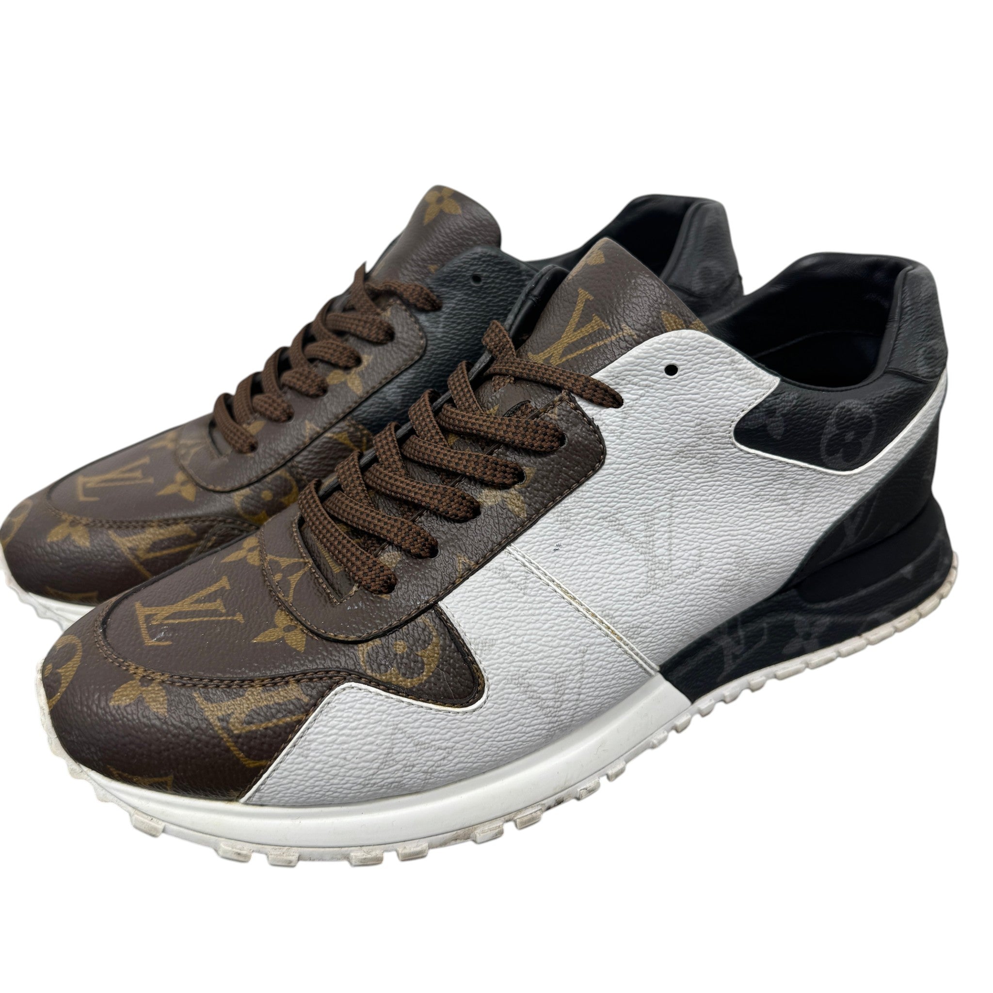 Men's Monogram Run Away Low Trainers Brown Size EU 41 / UK 7