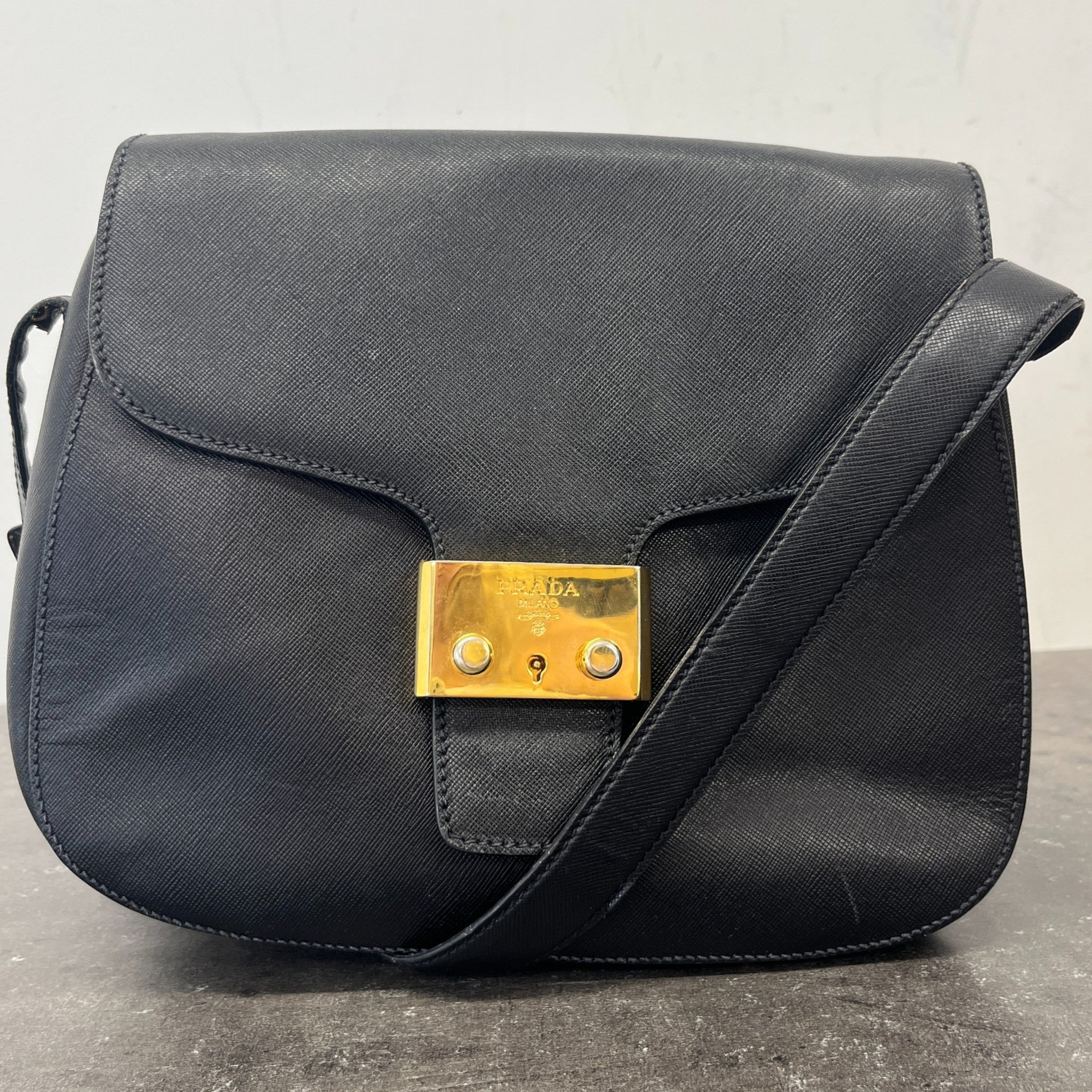 Women's Logo Buckle Crossbody Bag Black