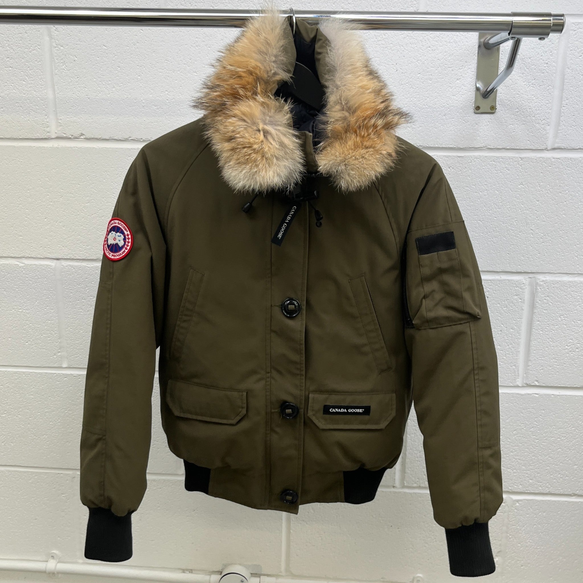 Women's Chilliwack Bomber Down Jacket Khaki Size S