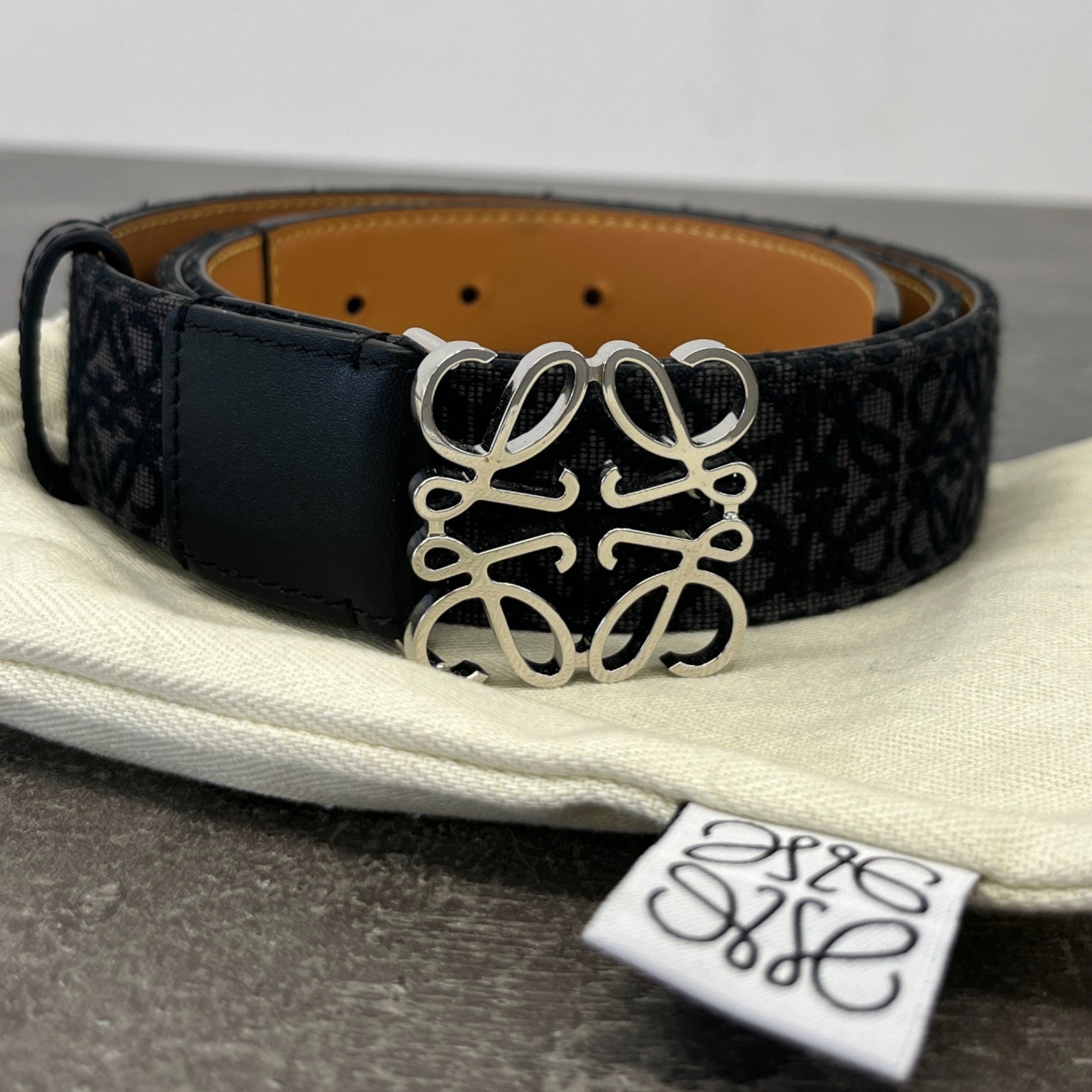 Men's Anagram Logo Belt Black Size Waist 32"