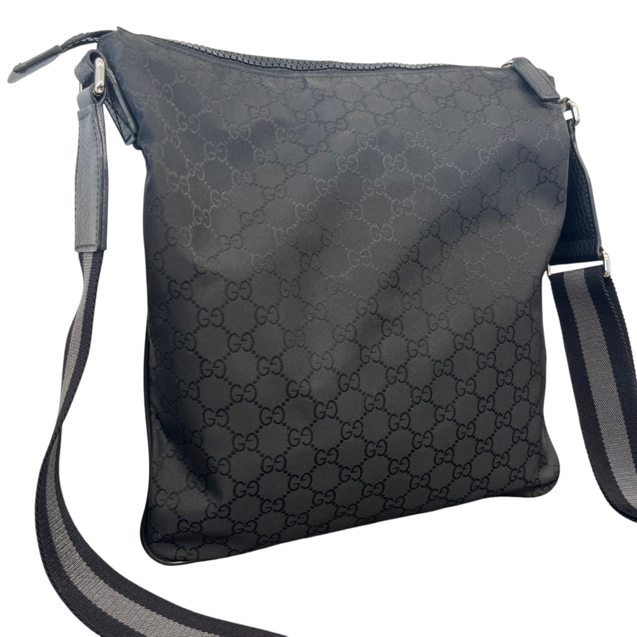 Men's Gg Supreme Messenger Bag Black
