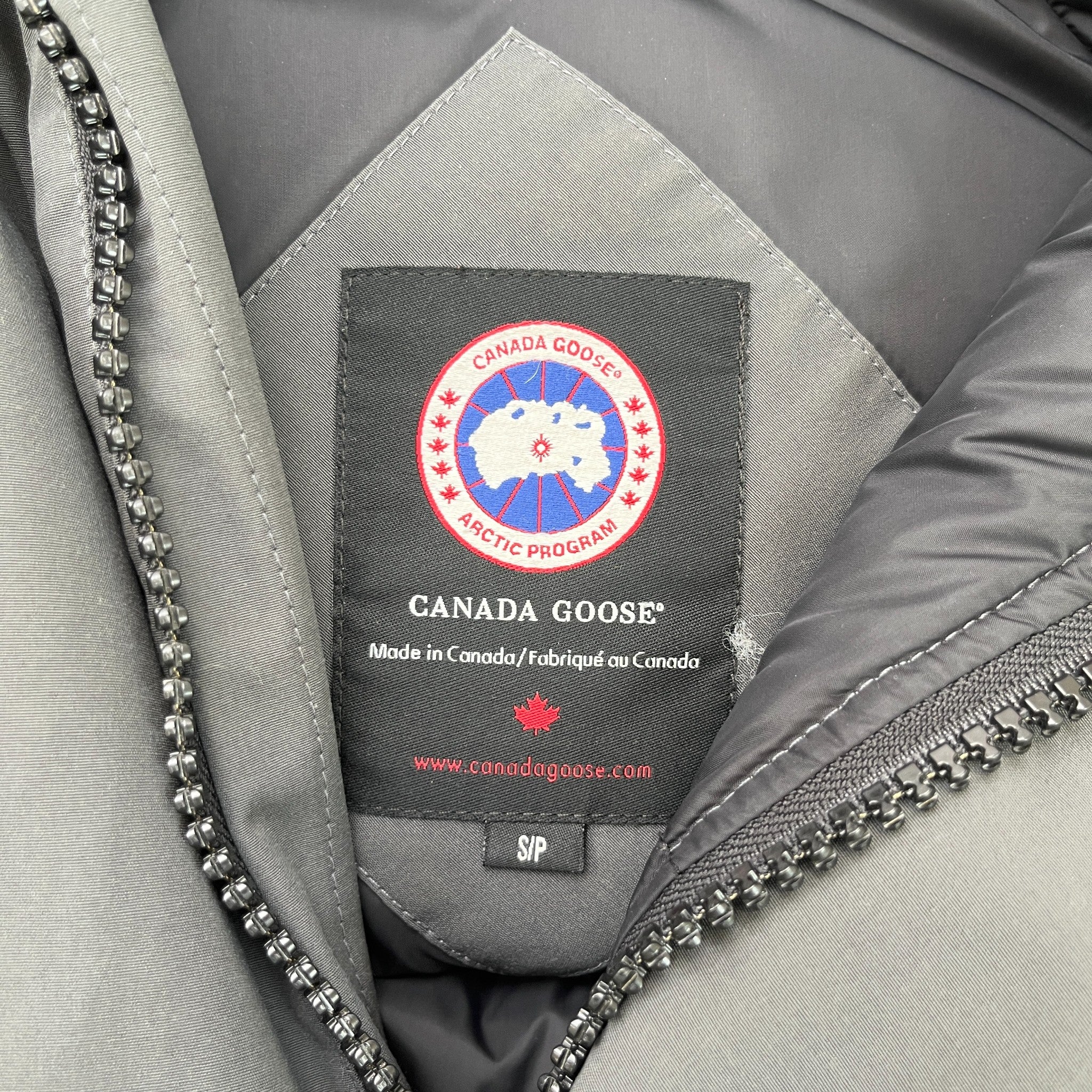 Men's Chilliwack Bomber Down Jacket Grey Size S