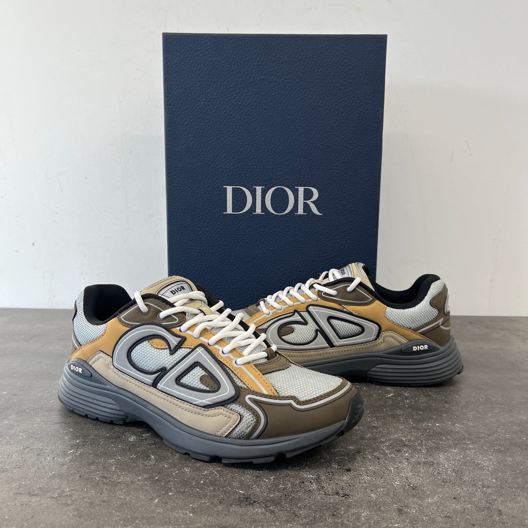 Men's B30 Low Trainers Brown Size EU 42 / UK 8