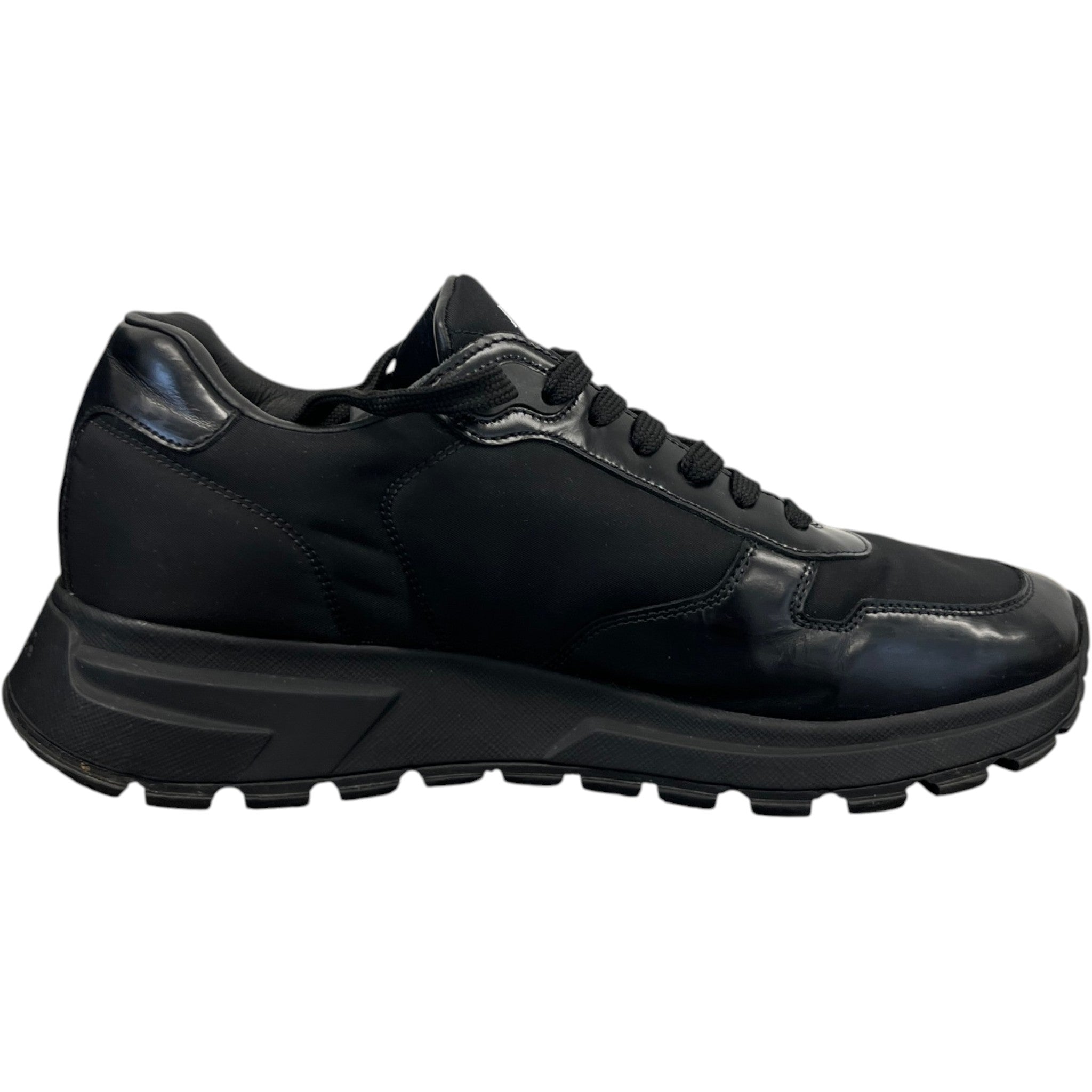 Men's Re-Nylon Prax 1 Low Trainers Black Size EU 40 / UK 6