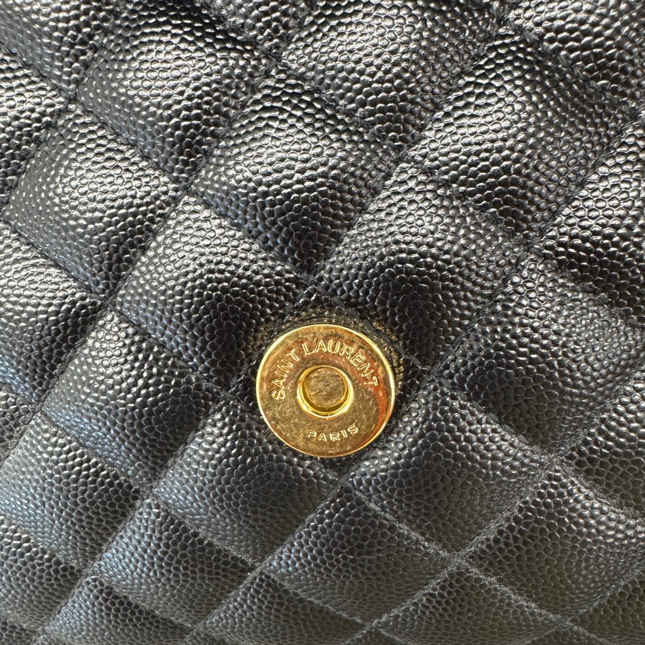 Women's Envelope Medium Quilted Grain De Poudre Bag Black