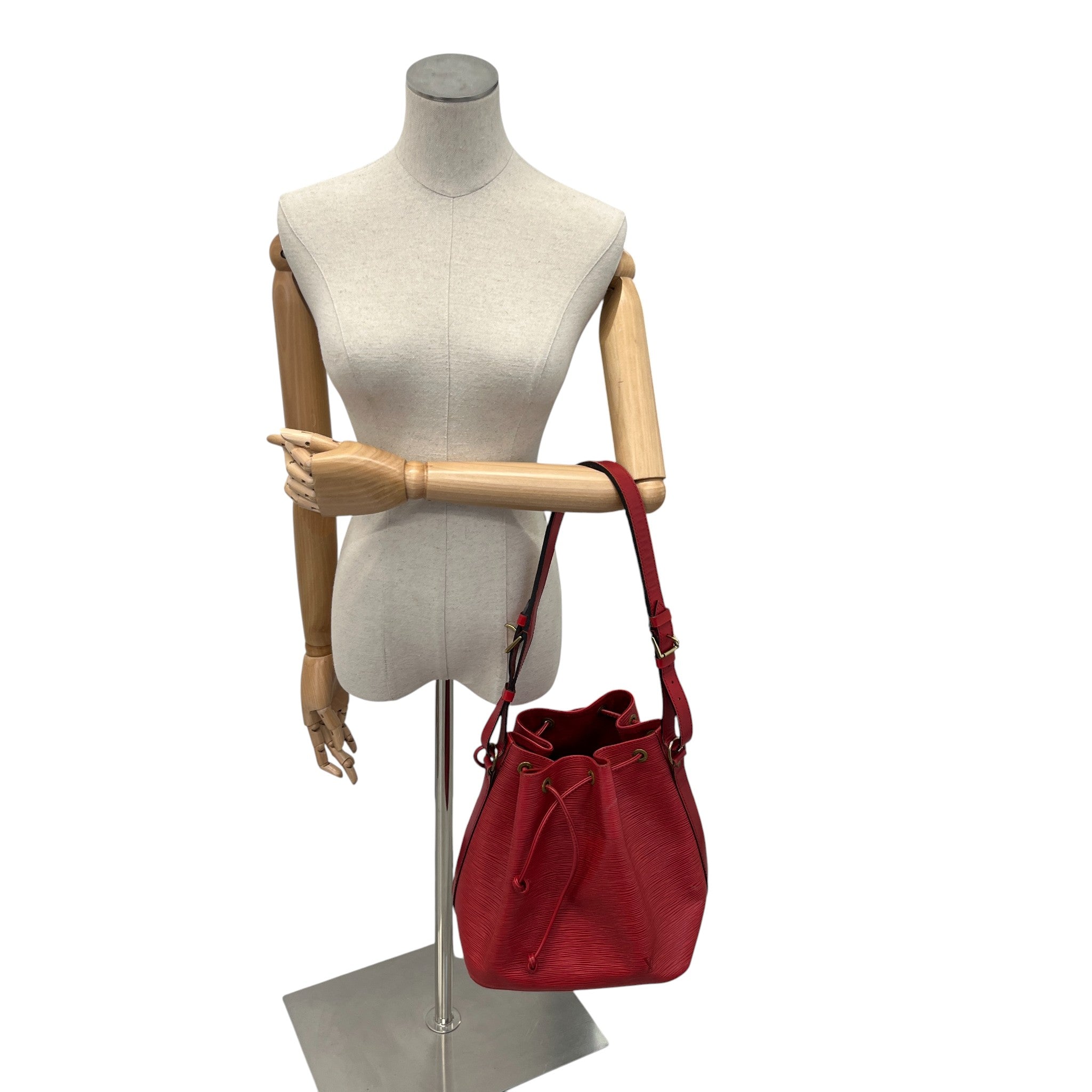 Women's Noe Epi Leather Bag Red