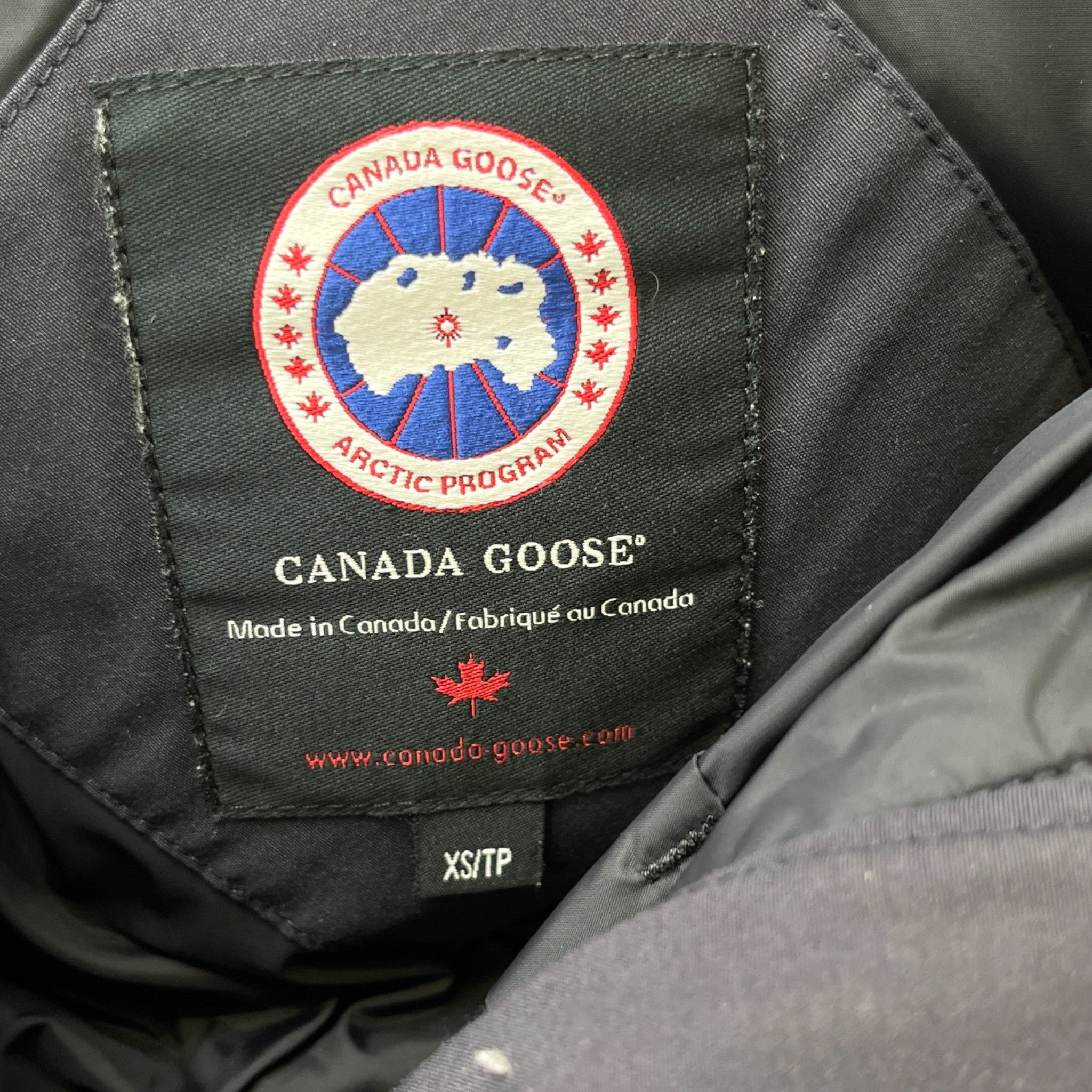 Women's Shelburne Parka Down Jacket Navy Size XS