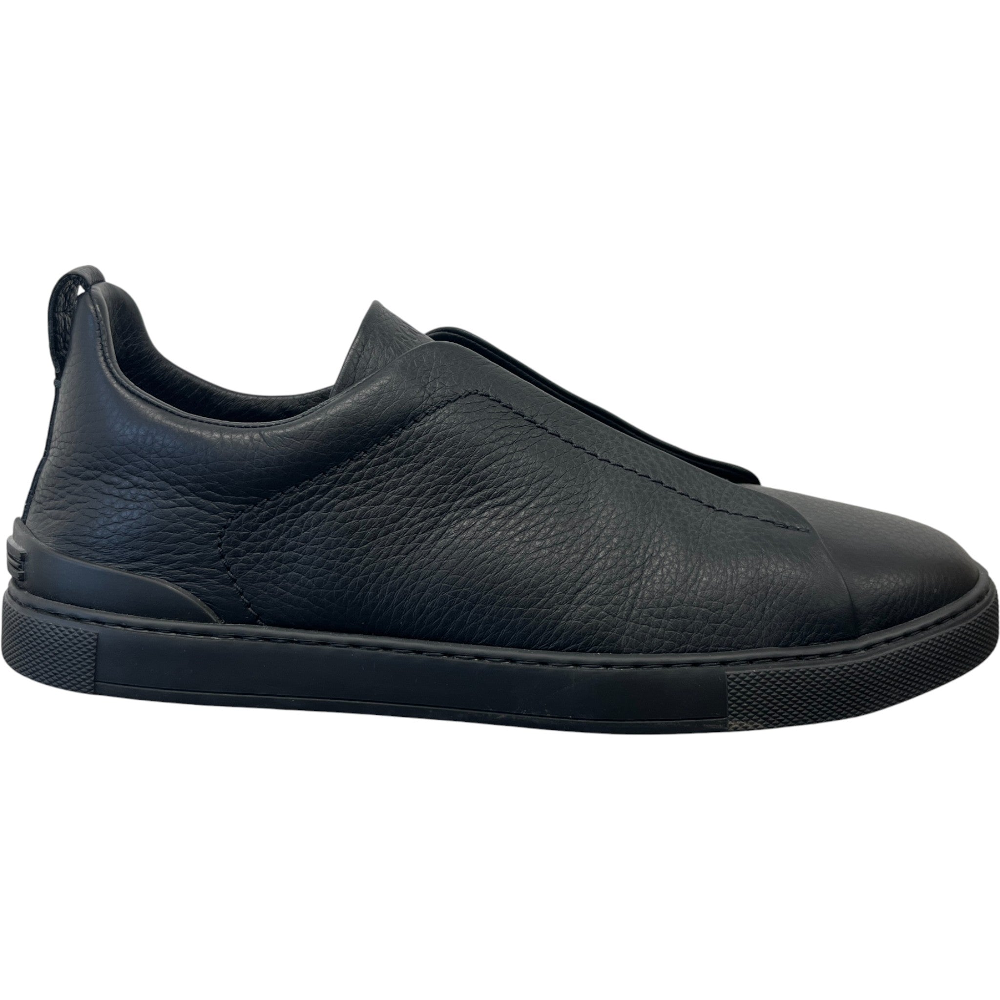 Men's Triple Stitch Low Trainers Black Size EU 44 / UK 10