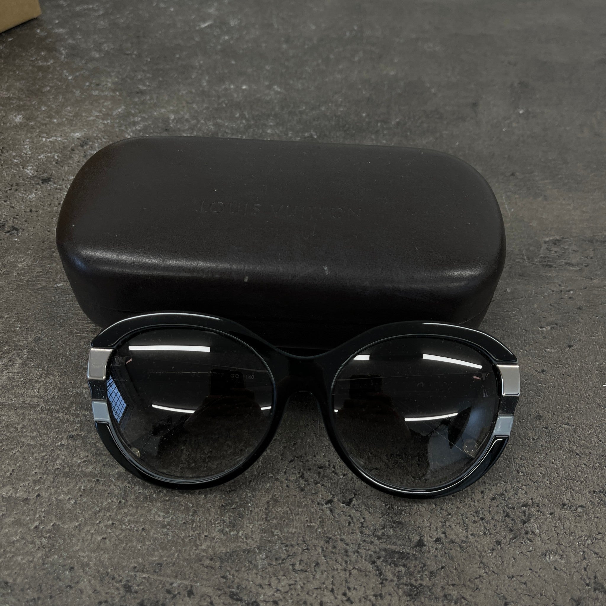 Women's Z0489W Sunglasses Black