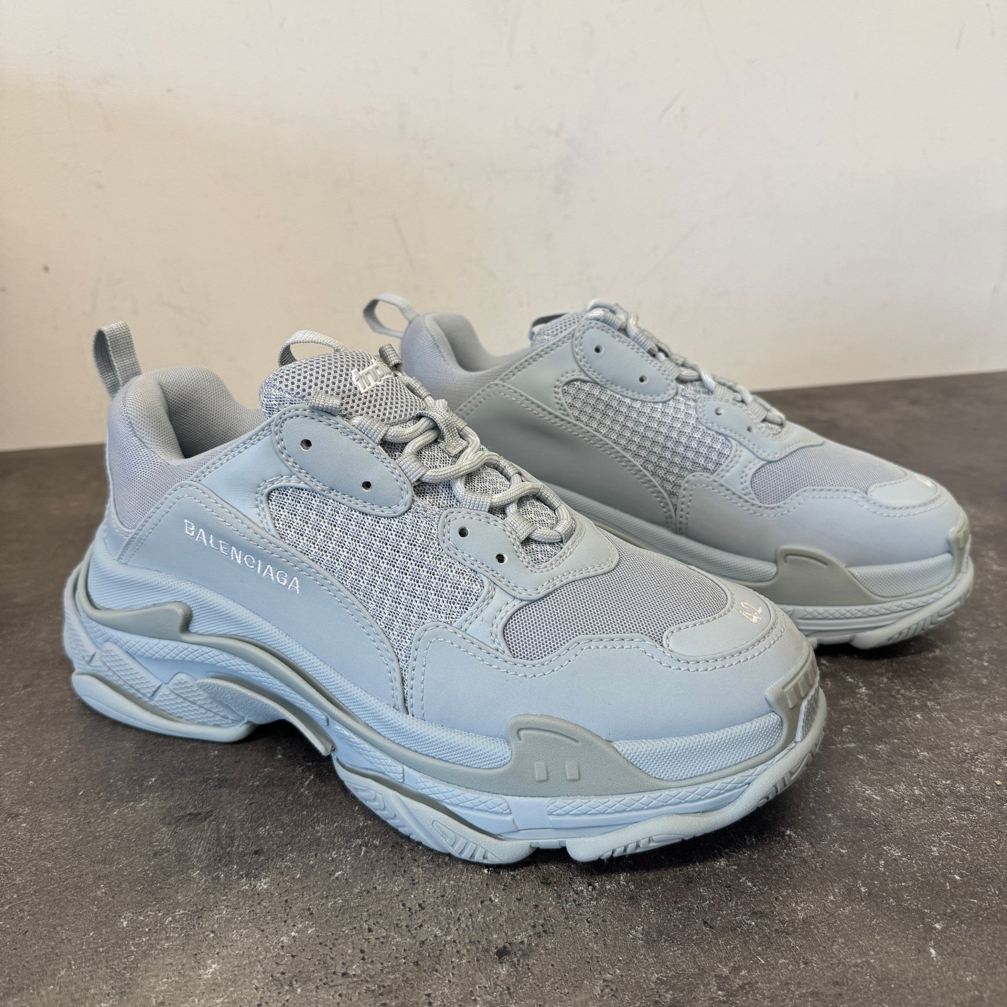 Men's Triple S Low Trainers Blue Size EU 42 / UK 8