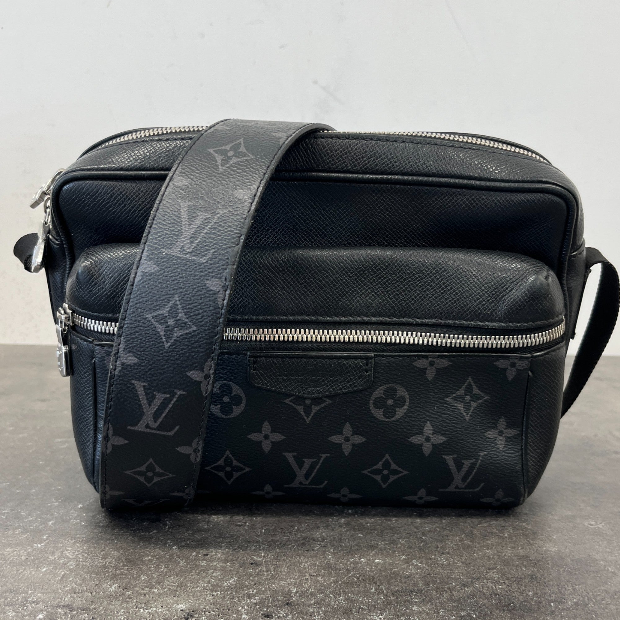 Men's Monogram Outdoor Messenger Bag Black