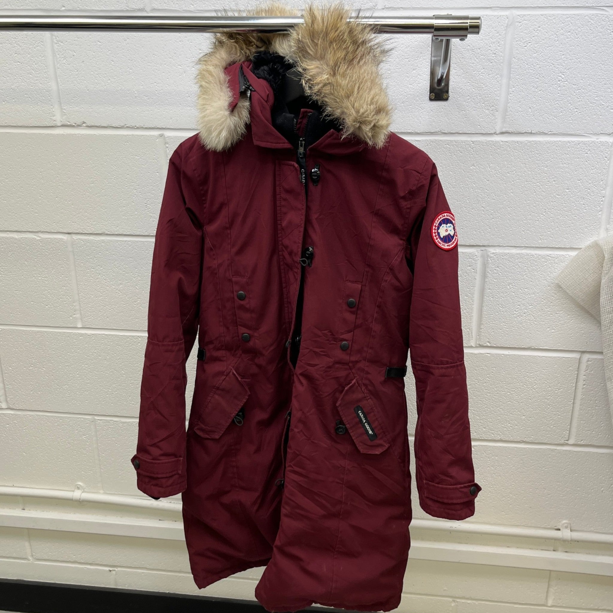 Women's Kensington Down Jacket Burgundy Size M