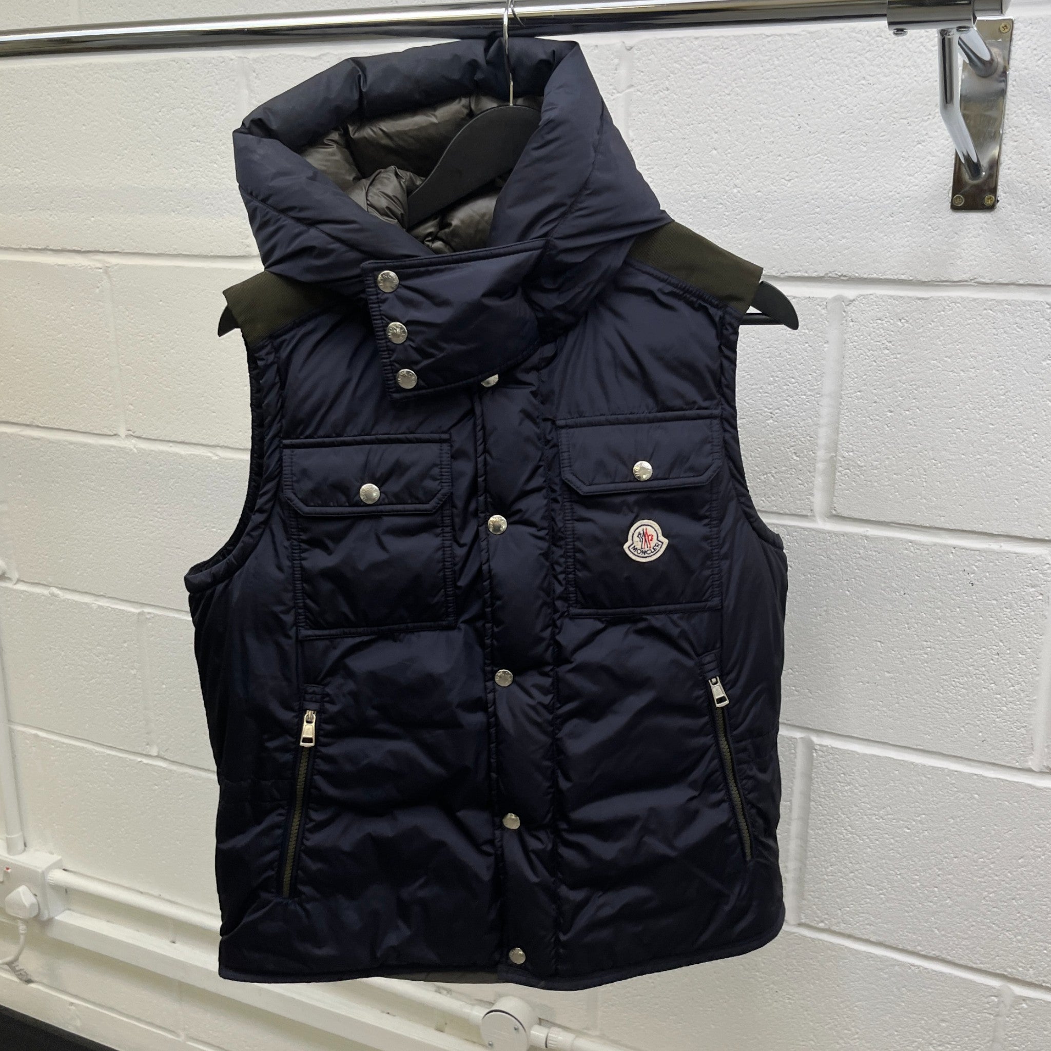 Men's Anis Gilet Navy Size 2 / M