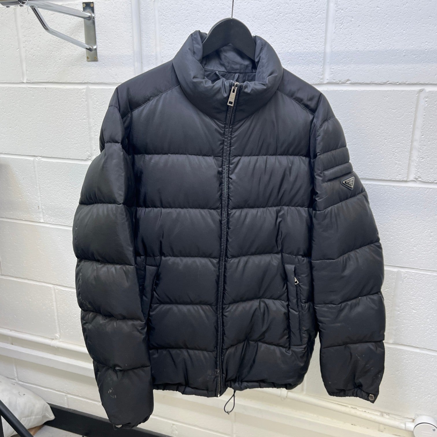 Men's Plaque Logo Down Jacket Black Size IT 52 / XL
