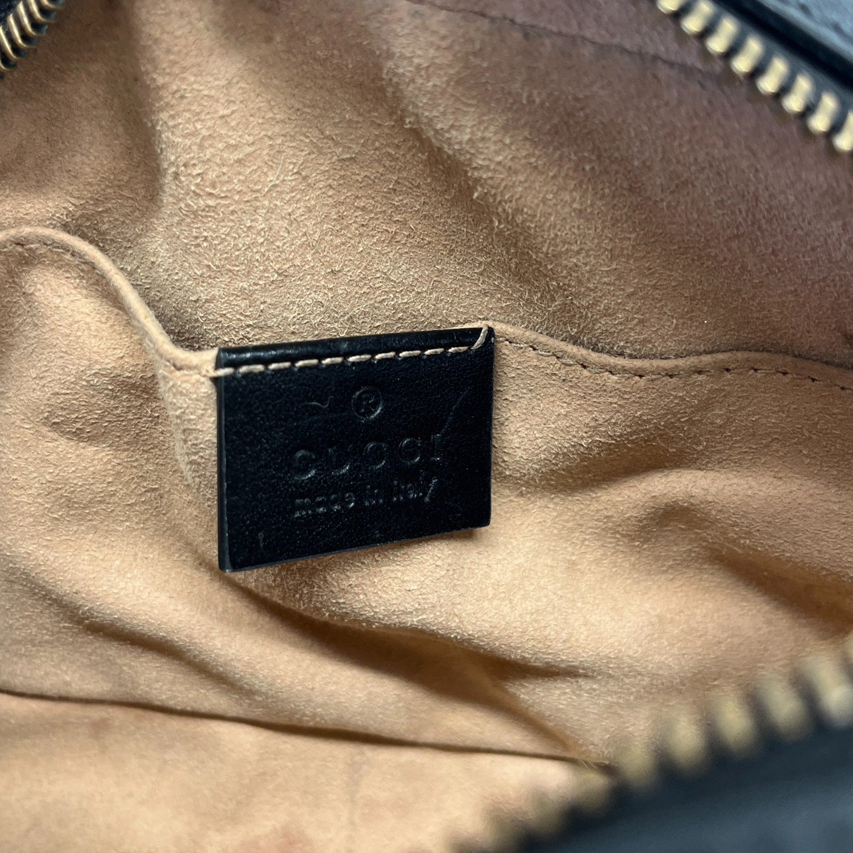 Women's Gg Marmont Camera Bag Black