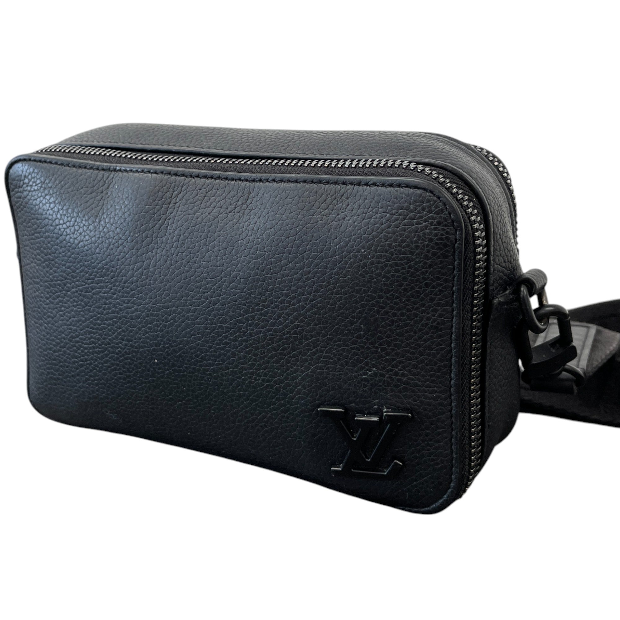 Men's Alpha Wearable Wallet Belt Bag Black