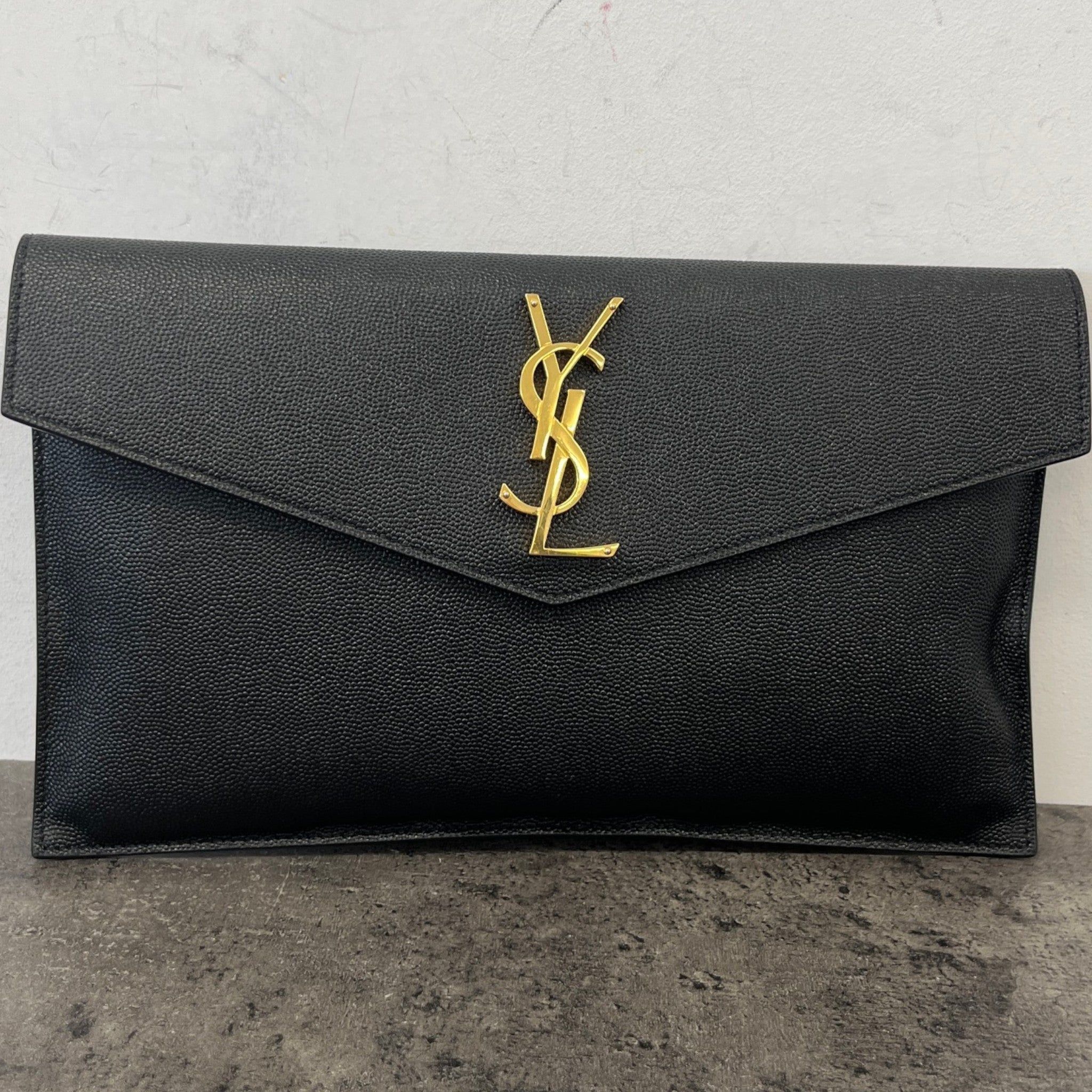 Women's Uptown Pouch Black
