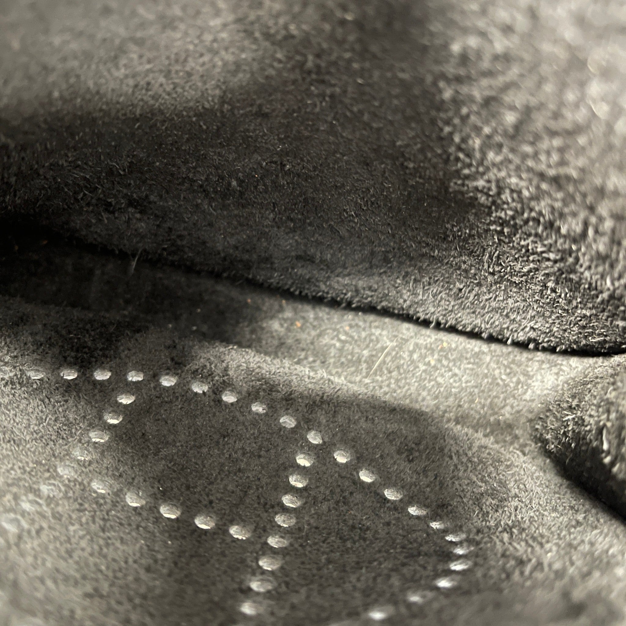 Women's Mini Evelyne 16 Clemence Leather Noir Bag Black