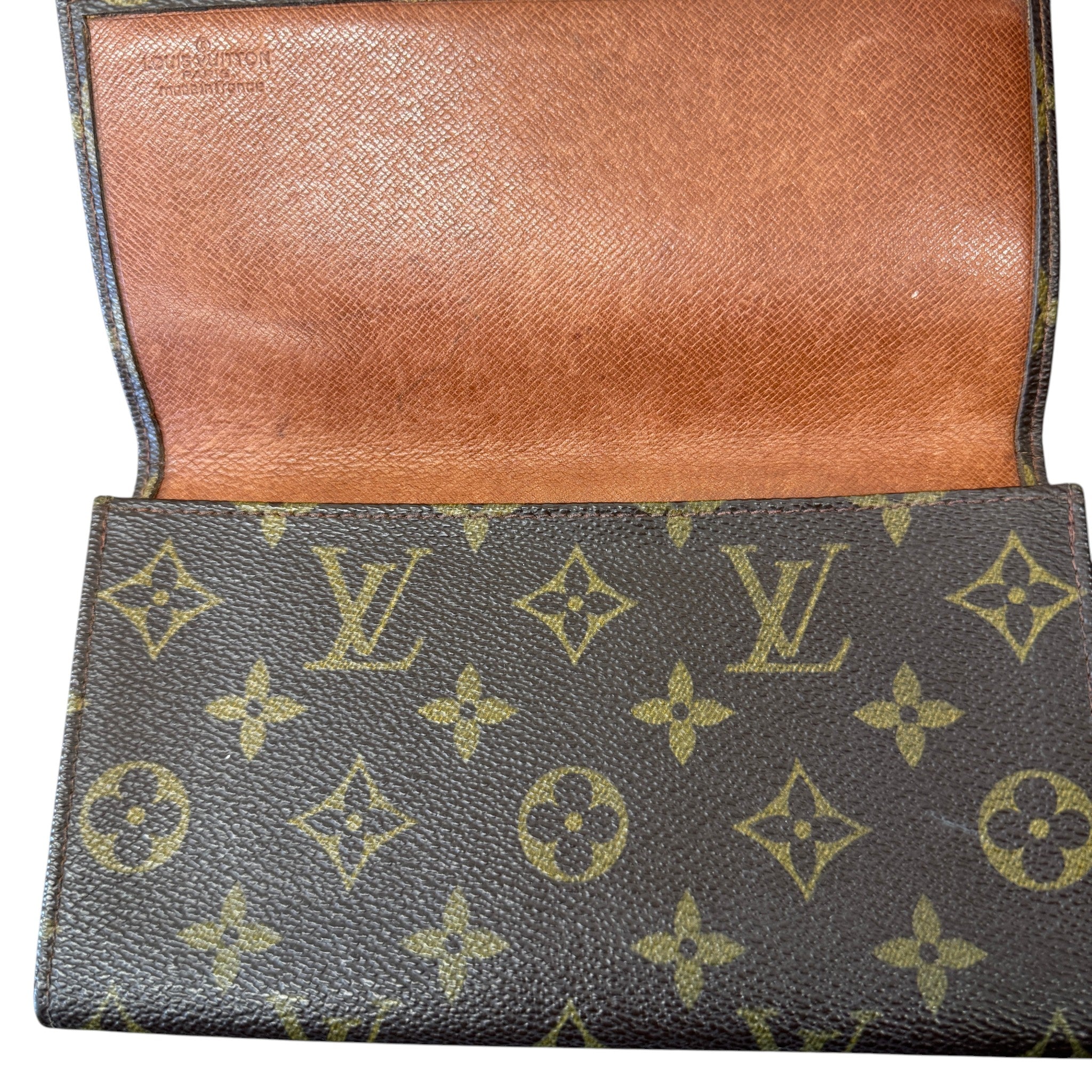 Women's Monogram Sarah Wallet Brown