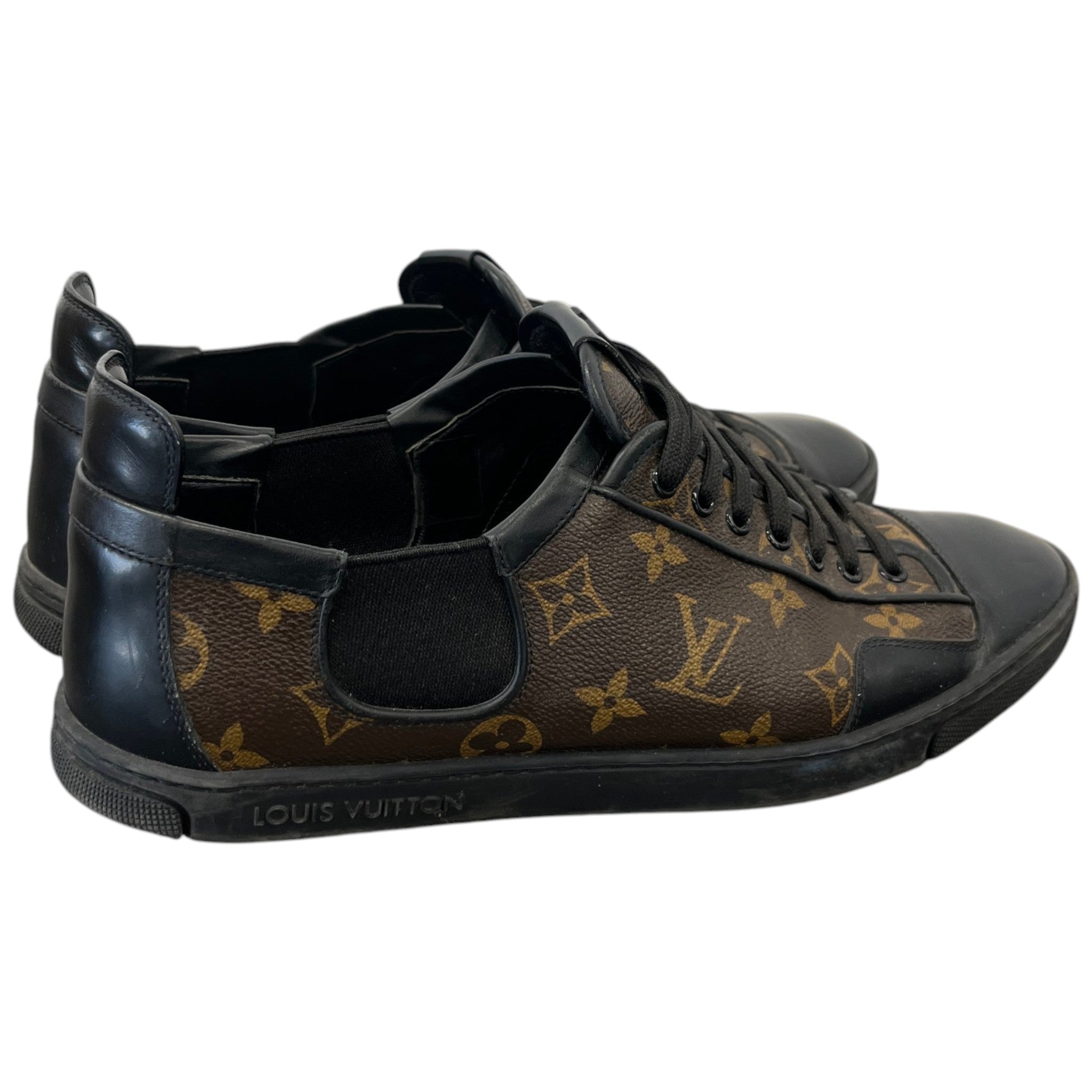Men's Monogram Low Trainers Brown Size EU 42 / UK 8