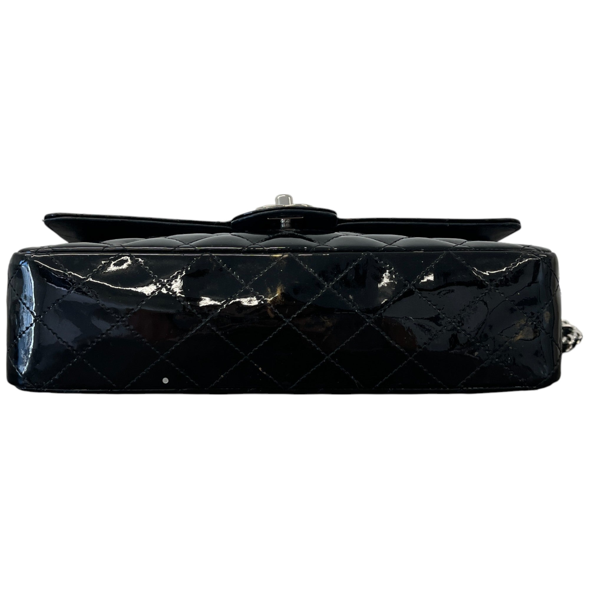 Women's Classic Flap Patent Medium Bag Black