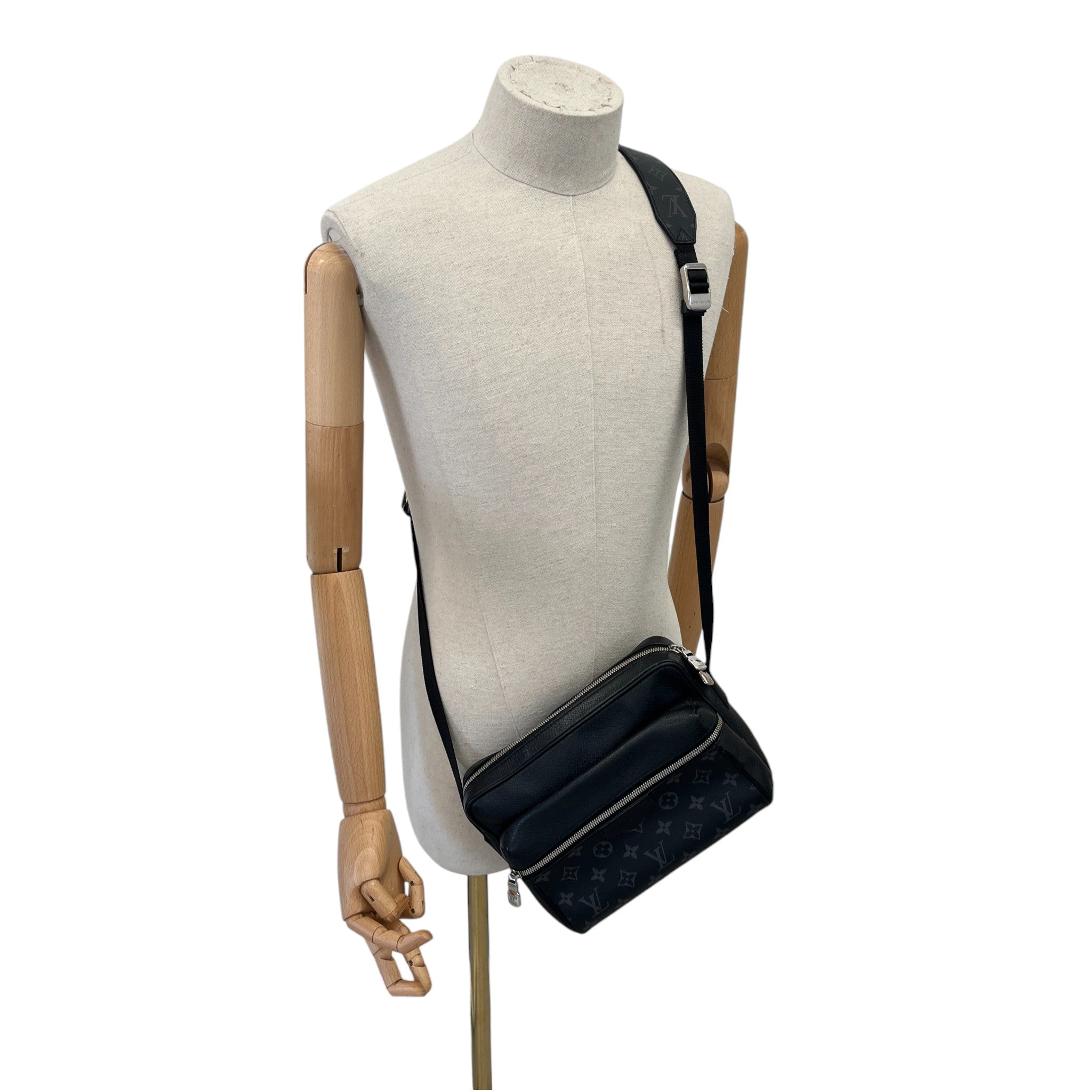 Men's Monogram Eclipse Outdoor Messenger Bag Black