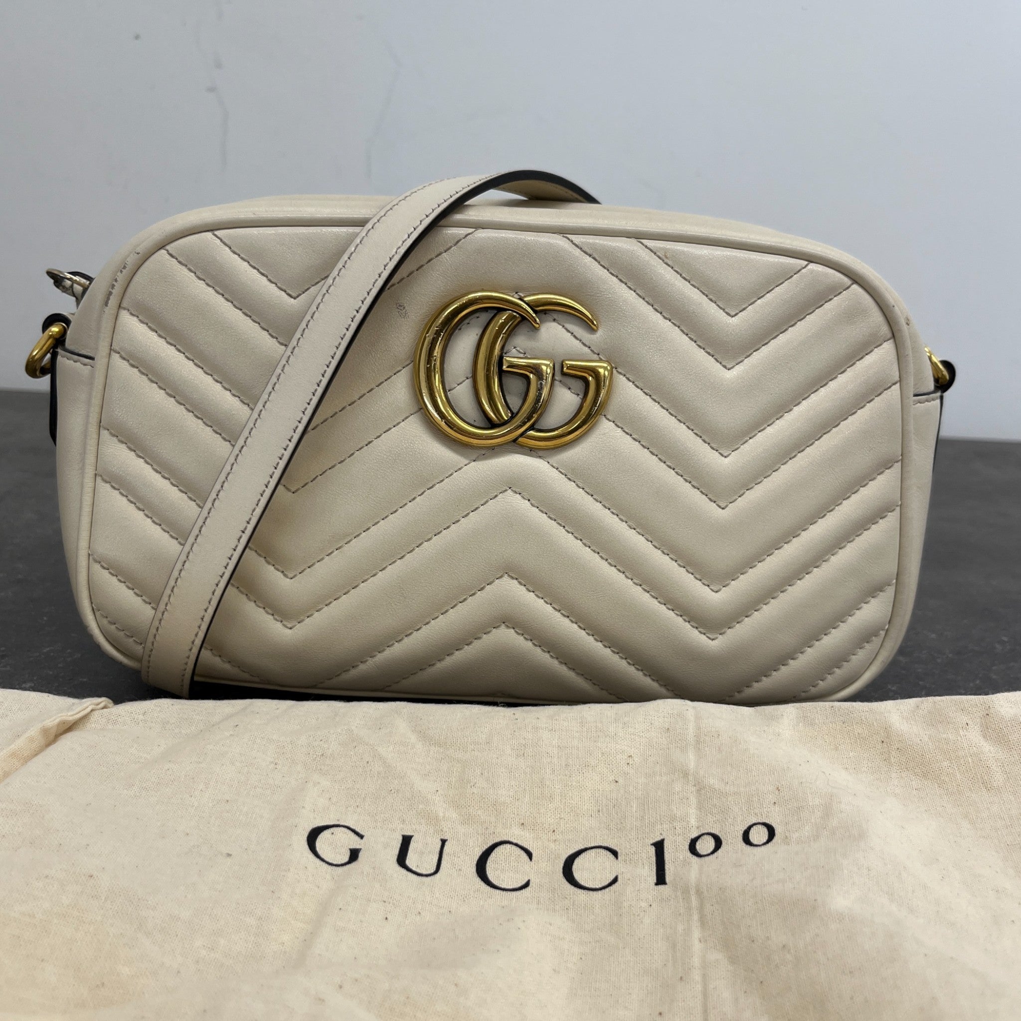 Women's Gg Marmont Bag Cream
