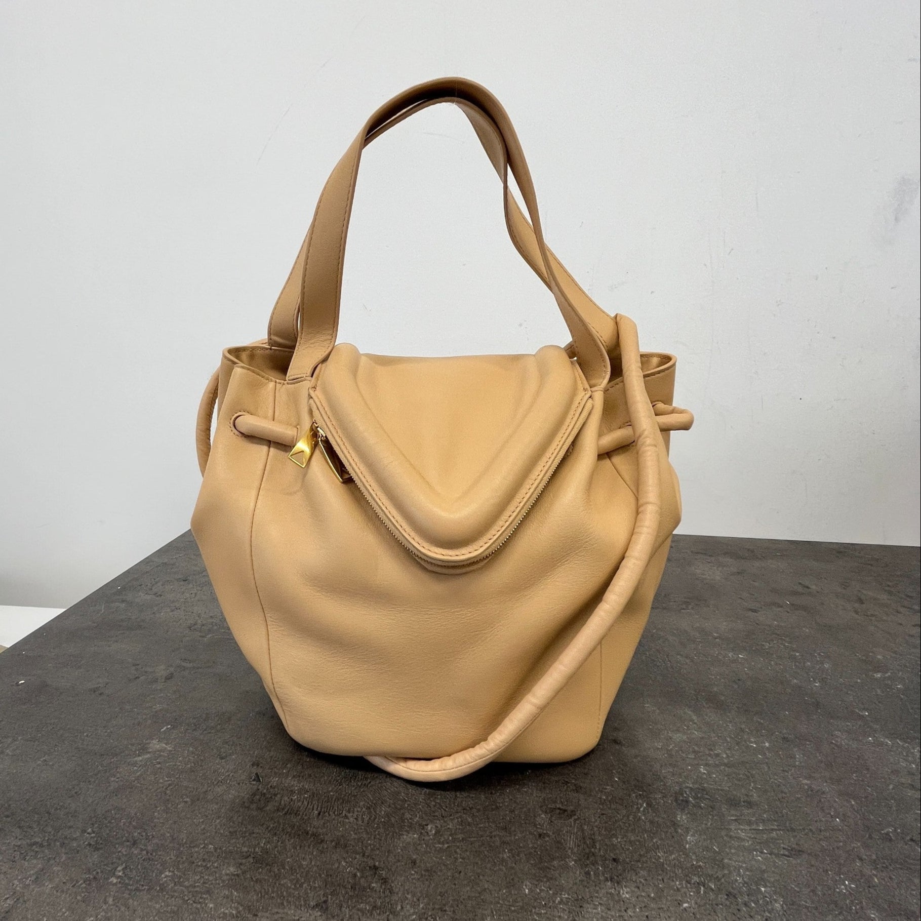 Women's Beak Handbag Beige