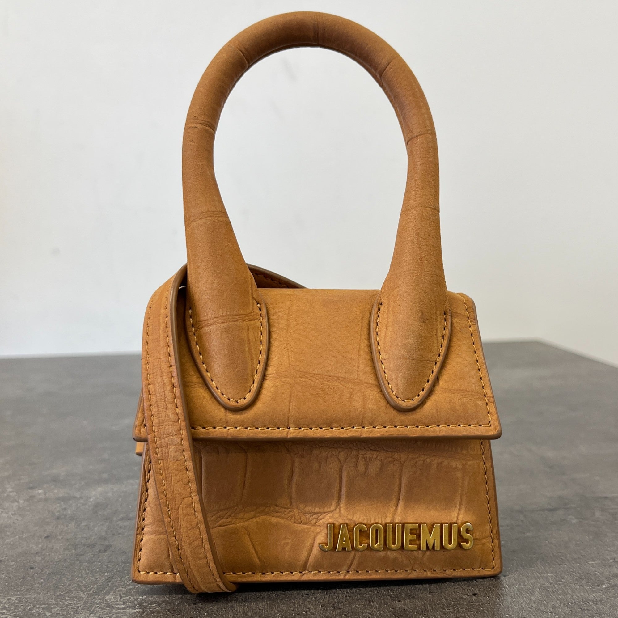 Women's Mini Croc Le Chiquito Crossbody Bag Tan