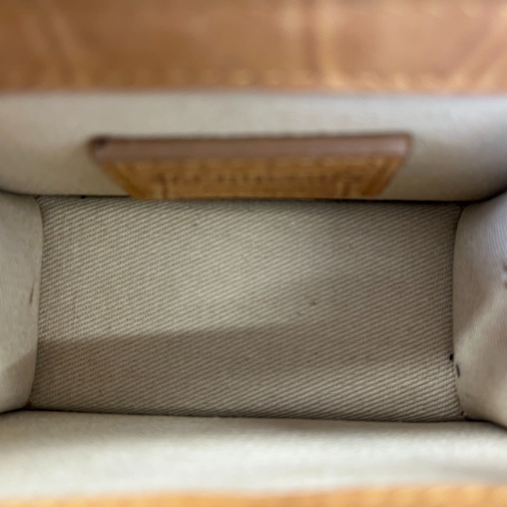 Women's Mini Croc Le Chiquito Crossbody Bag Tan