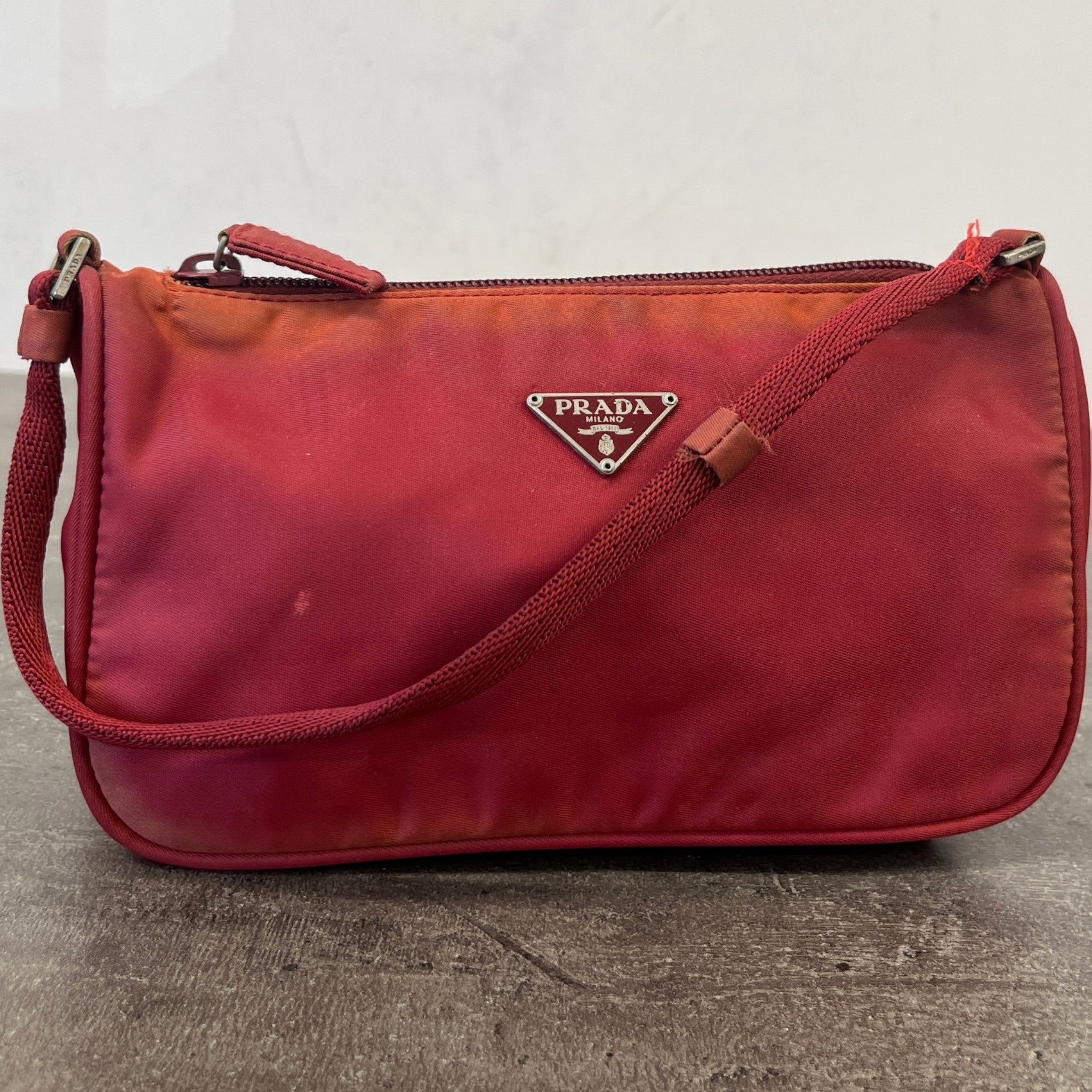 Women's Re-Edition 2002 Bag Red